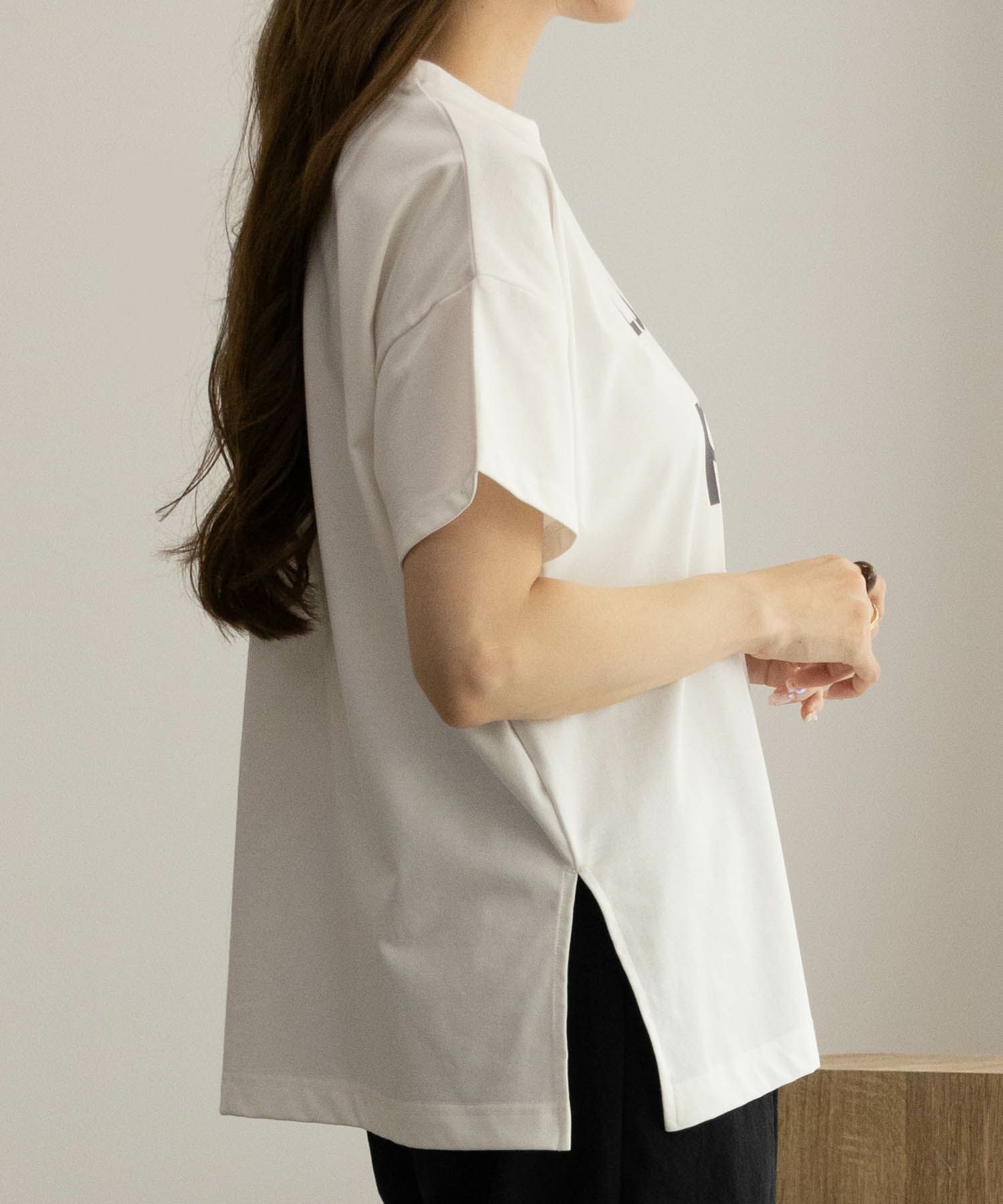 HusHusH  ビッグロゴTシャツ レディース メール便 対応商品商品サムネイル-8