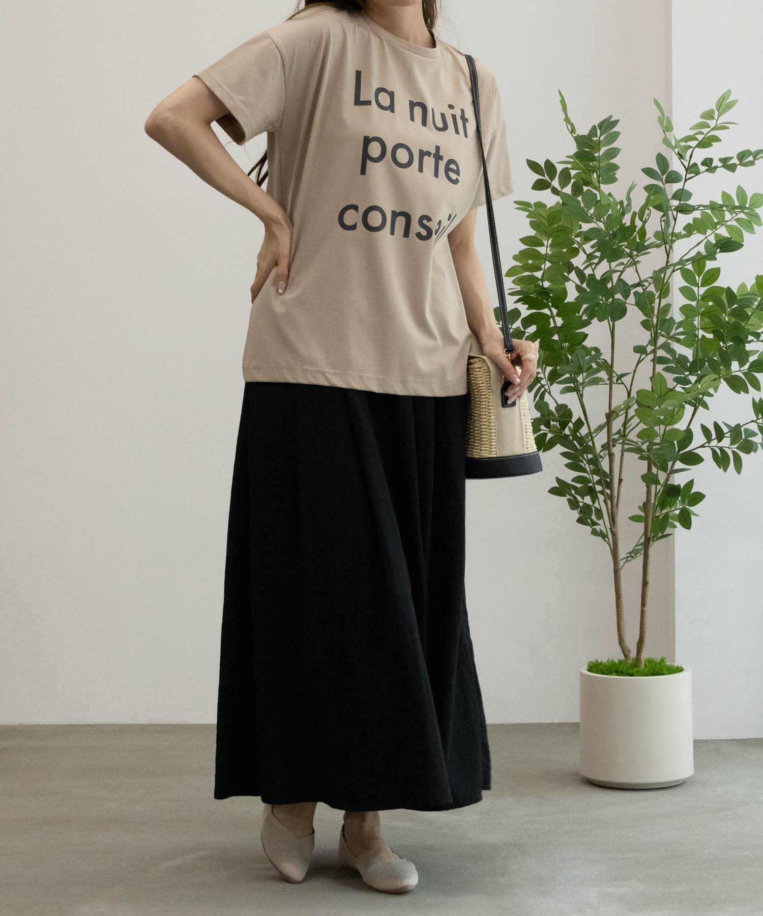 HusHusH ビッグロゴTシャツ レディース メール便 対応商品商品サムネイル-13