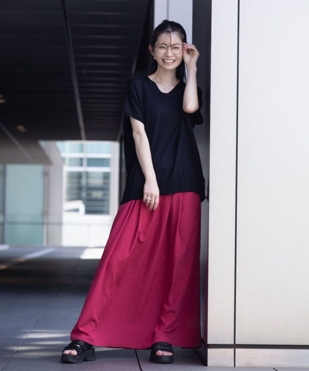 HusHusH Vネックコクーンニット レディース