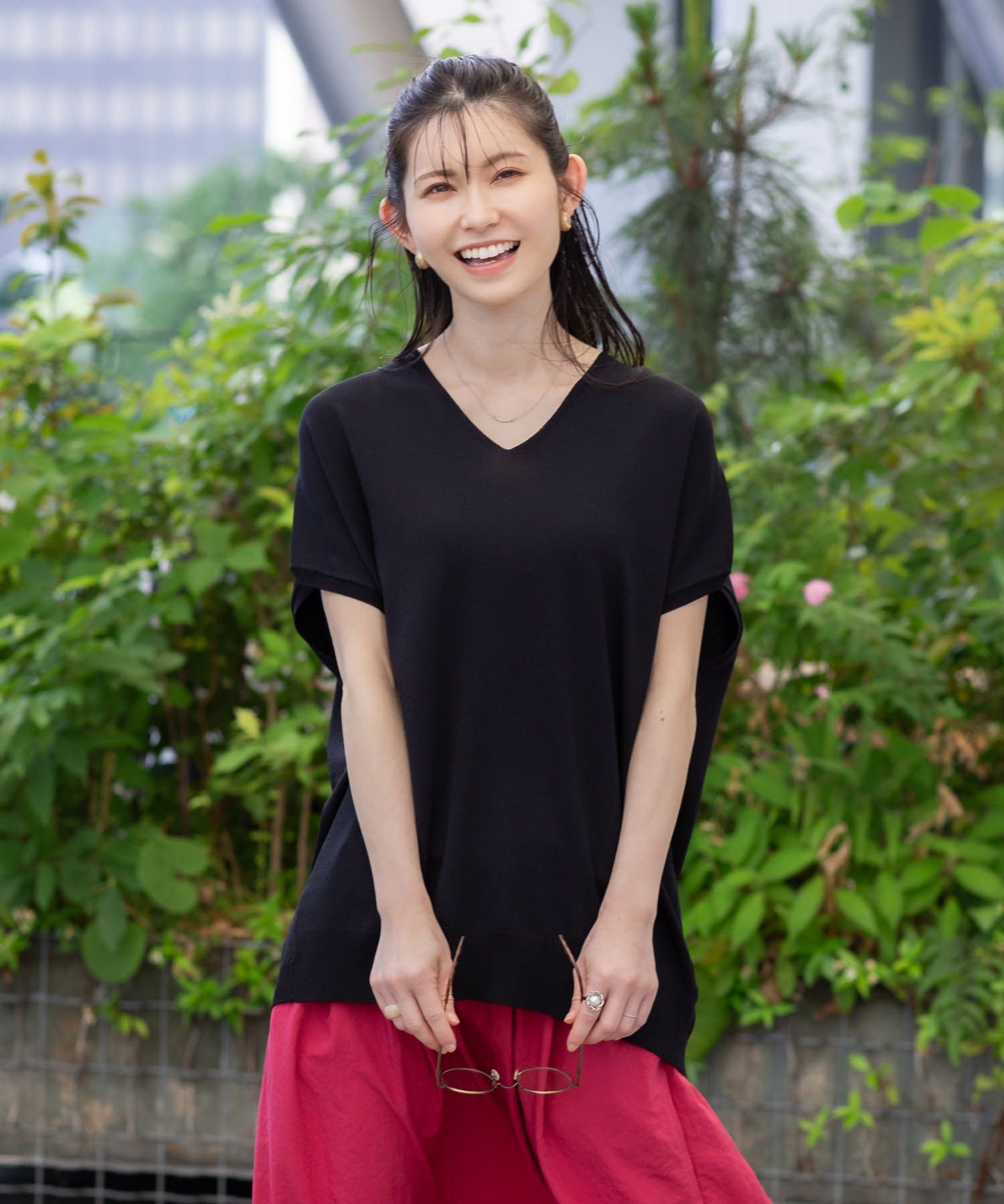 [期間限定価格]HusHusH  Vネックコクーンニット レディース商品サムネイル-7