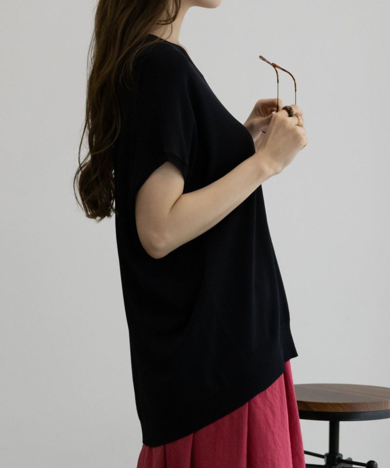 [期間限定価格]HusHusH  Vネックコクーンニット レディース商品画像-9