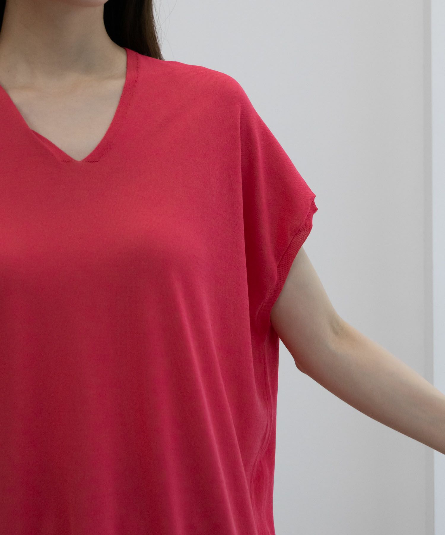 [期間限定価格]HusHusH  Vネックコクーンニット レディース商品画像-12