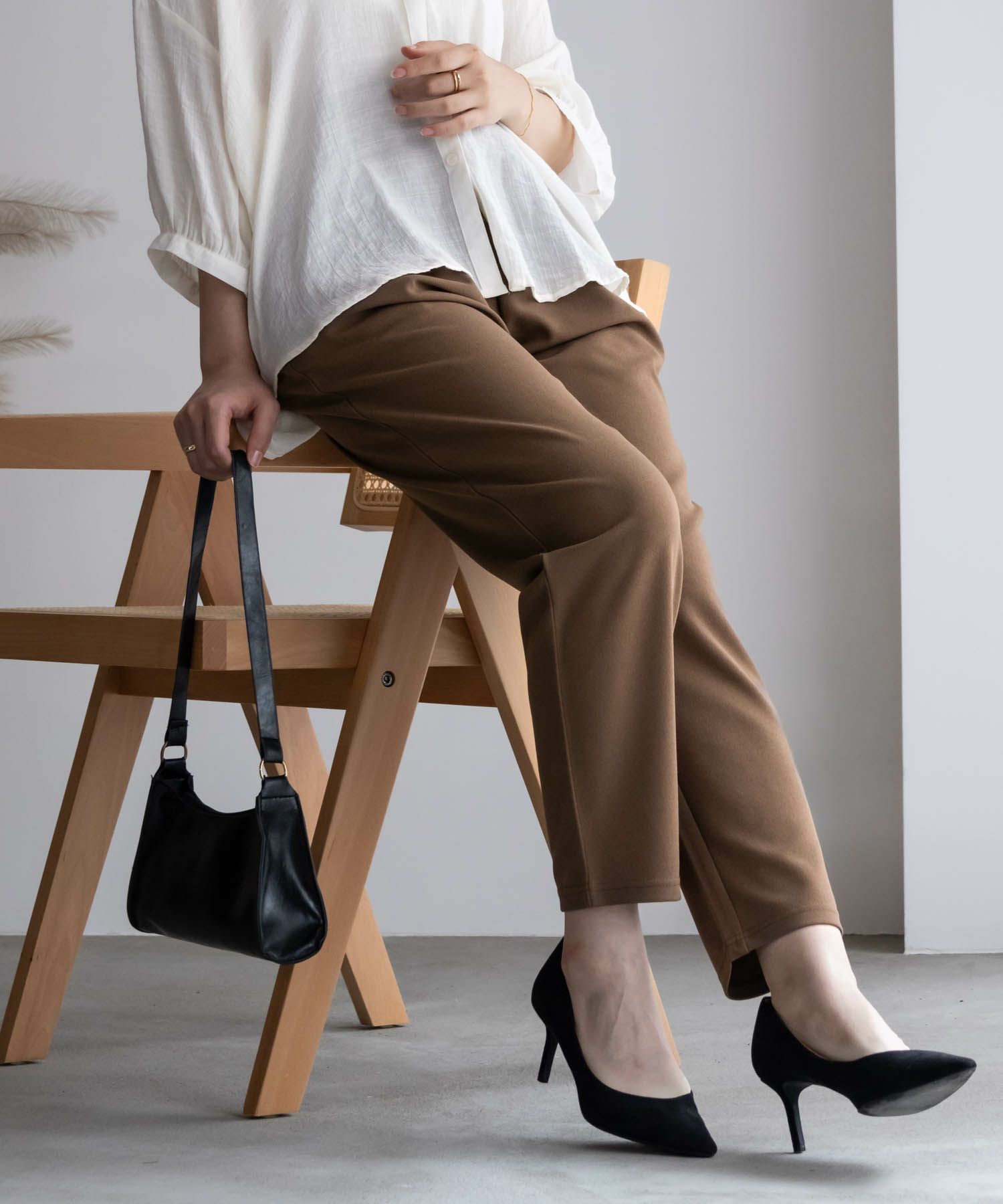 NAVY ジョーゼットテーパードパンツ レディース