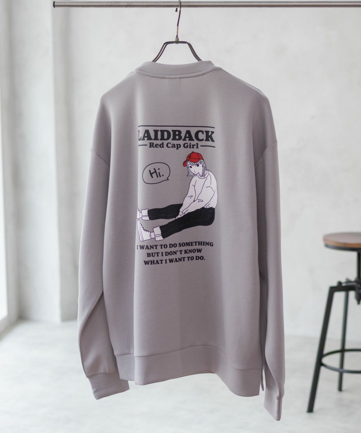 RED CAP GIRL ポンチ素材 バックプリントクルーネックトレーナー メンズ