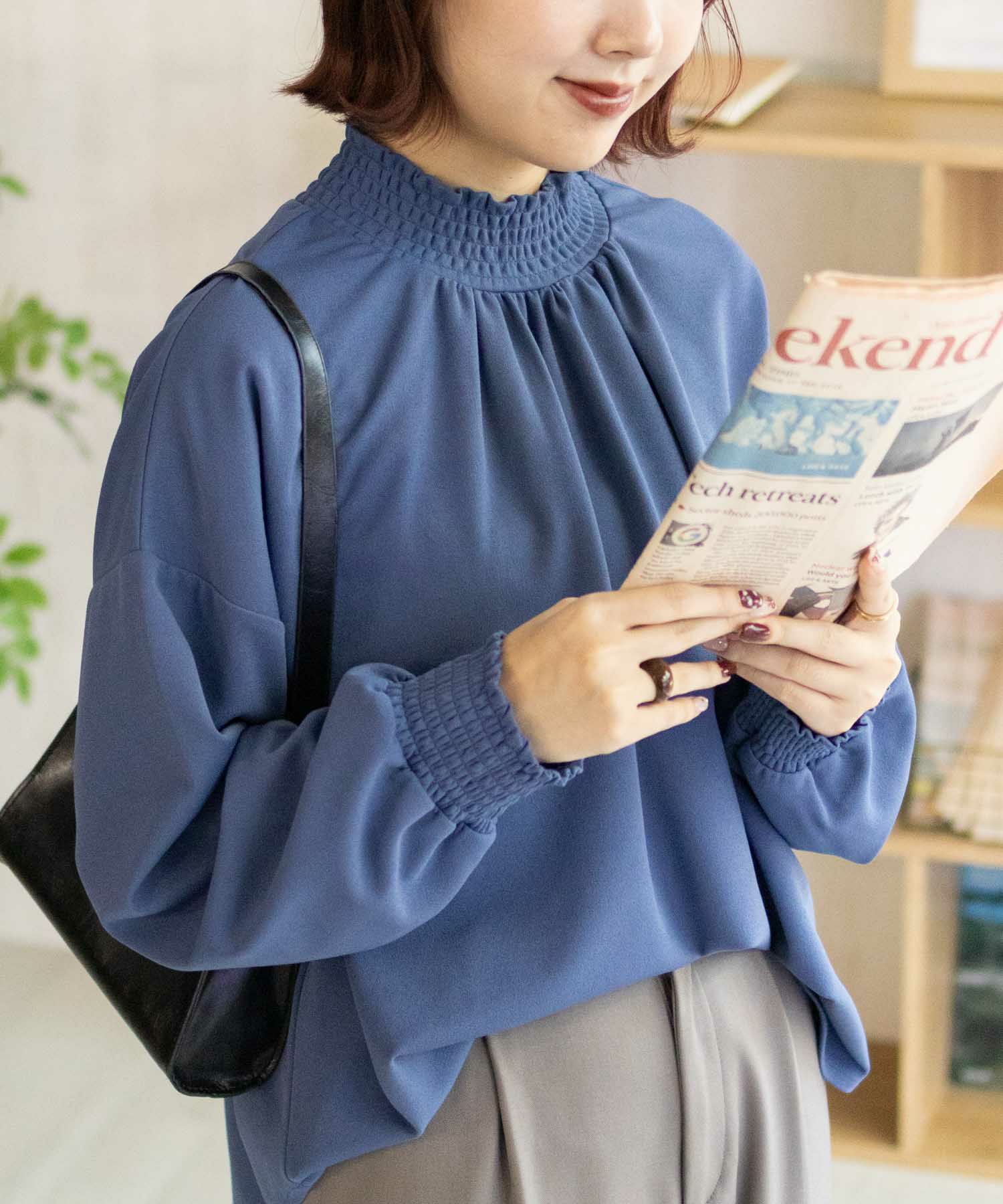 Howdy Marie  梨地ハイネックシャーリングブラウス レディース商品サムネイル-2