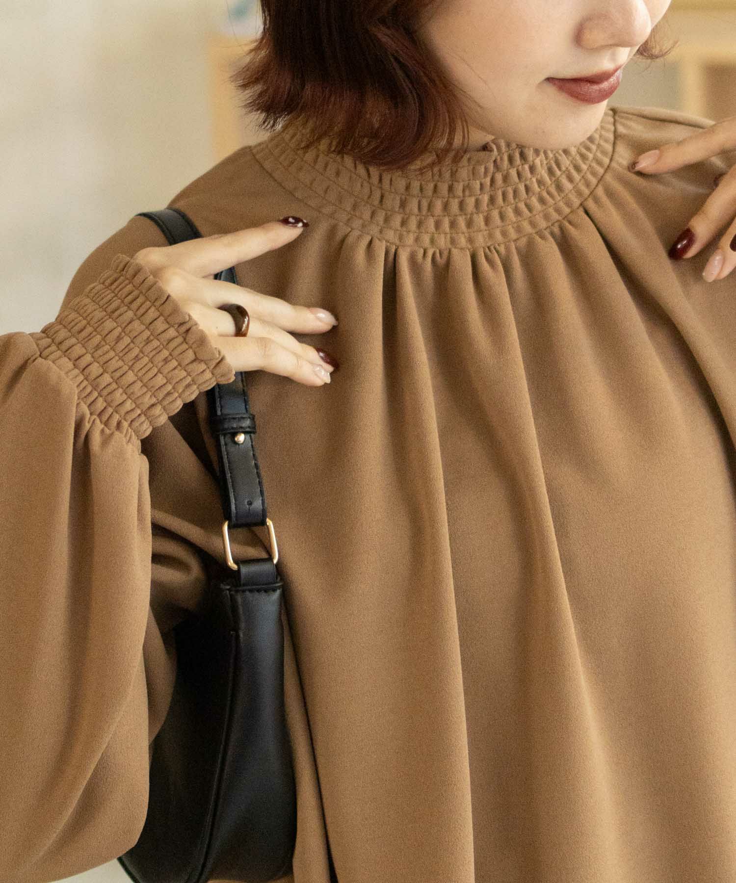 Howdy Marie  梨地ハイネックシャーリングブラウス レディース商品サムネイル-24