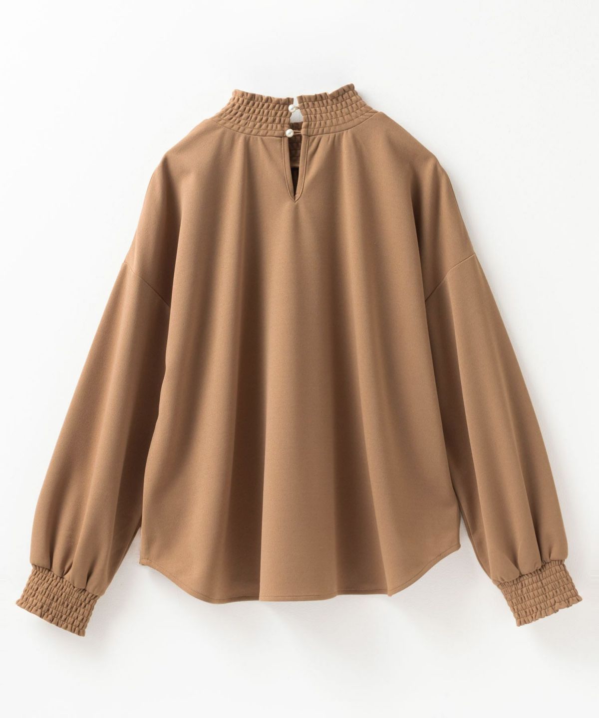 Howdy Marie 梨地ハイネックシャーリングブラウス レディース