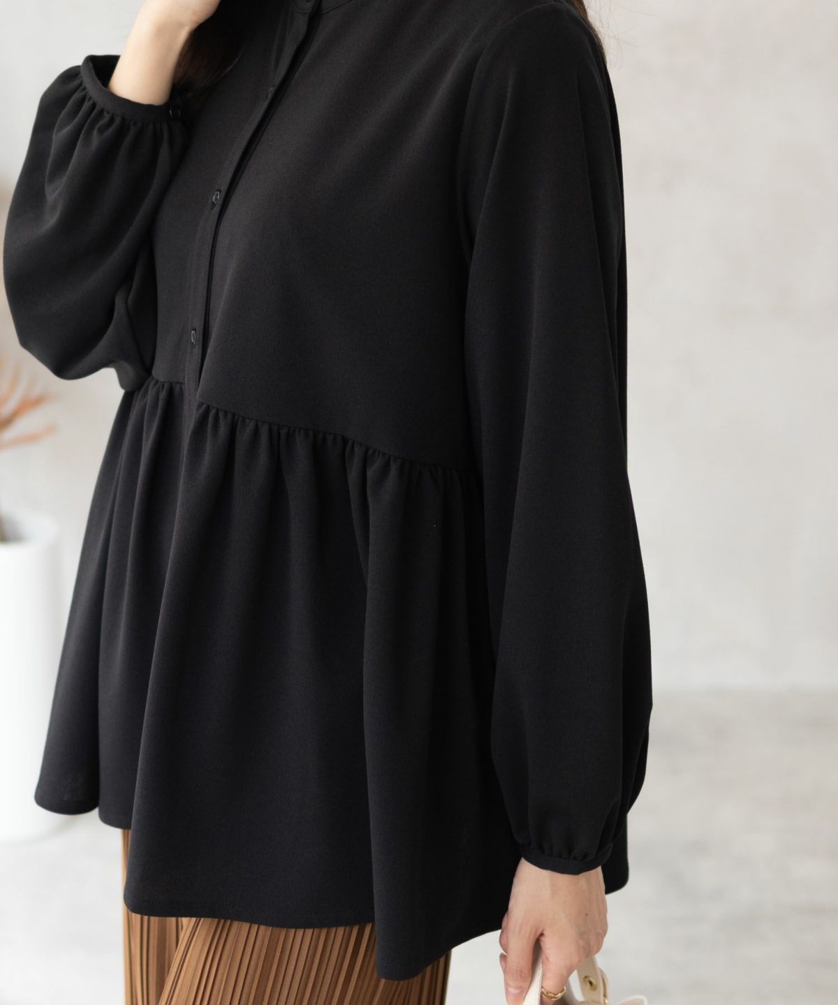 Howdy Marie 梨地前開き切り替えブラウス レディース