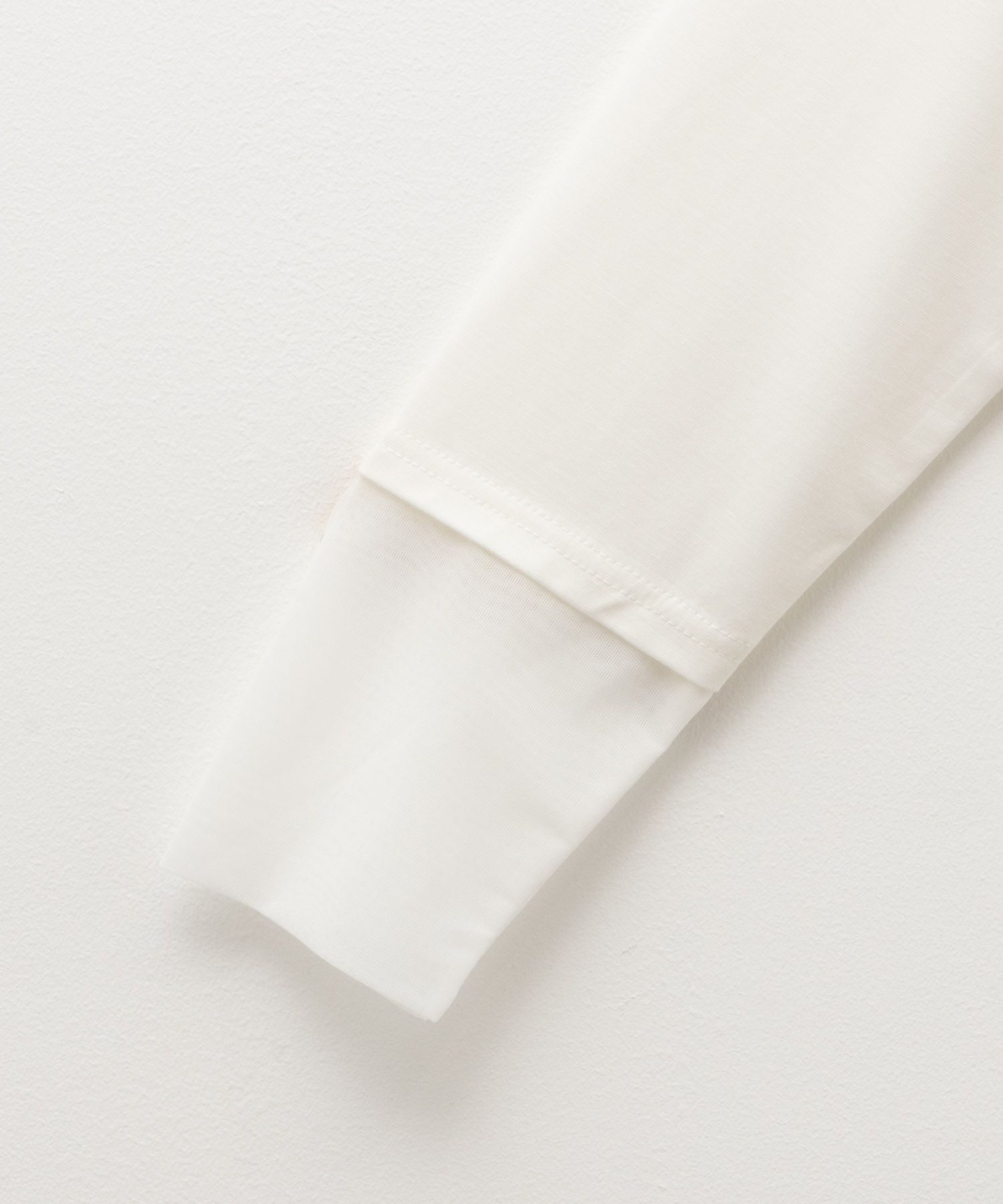 HusHusH 袖チュール長袖Tシャツ レディース ネコポス 対応商品