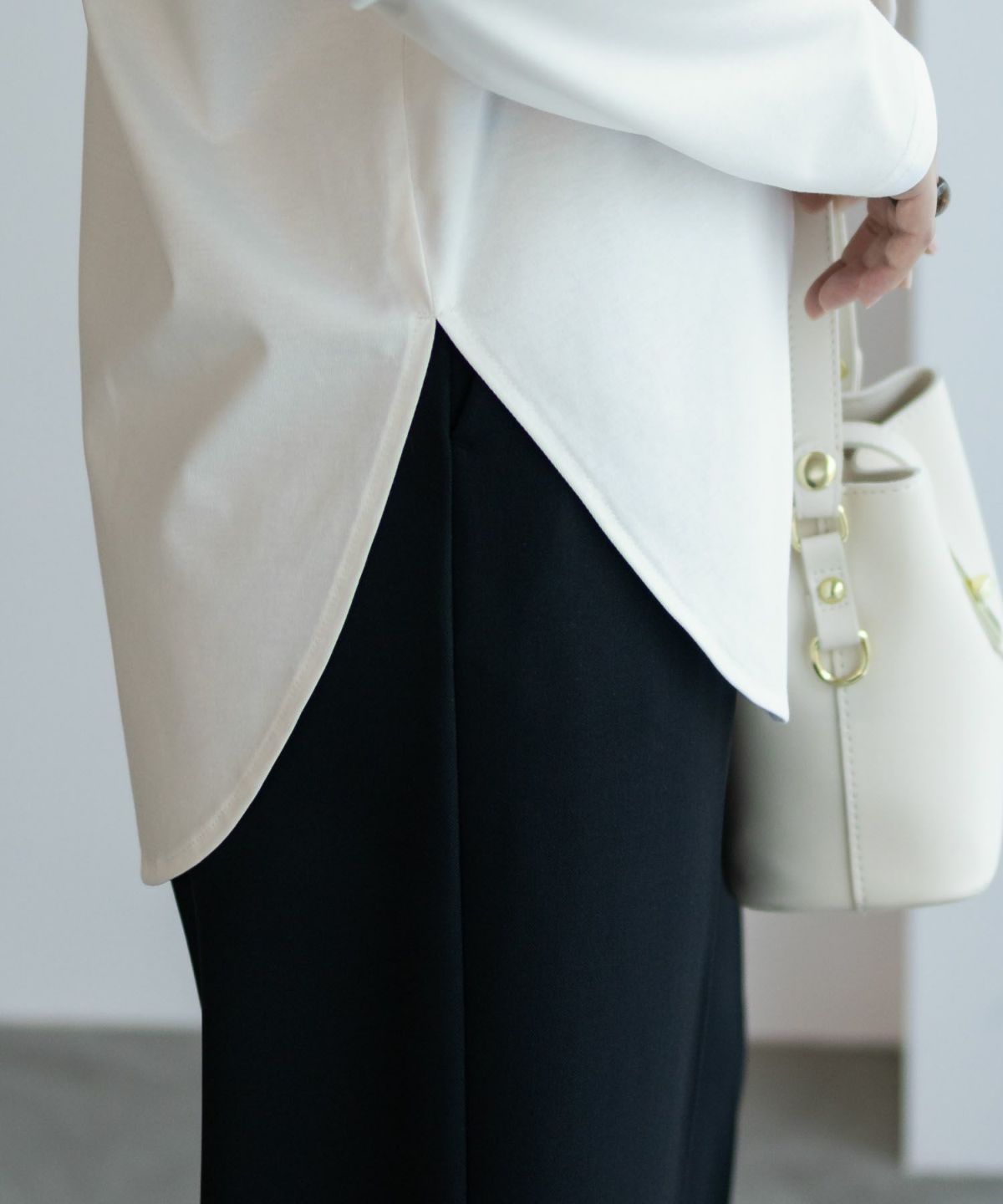 HusHusH 裾ラウンドプリントロンT レディース ネコポス 対応商品