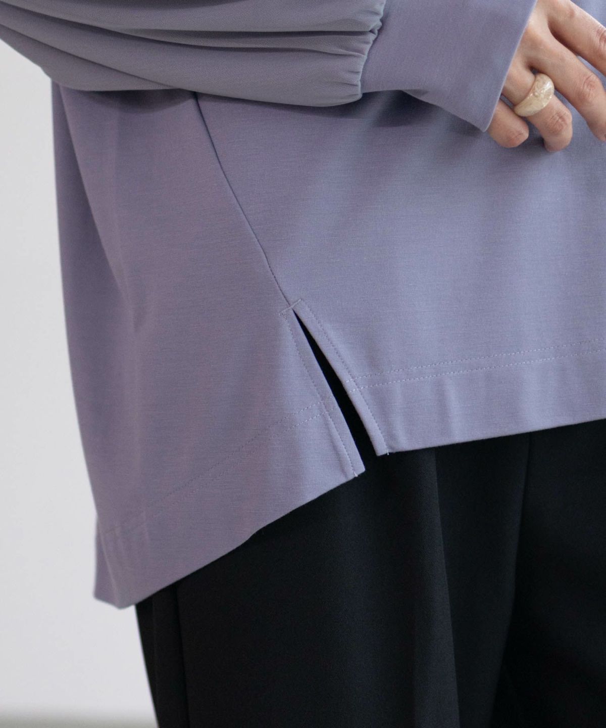 HusHusH ポンチ素材 袖チュールプルオーバー レディース ネコポス 対応商品