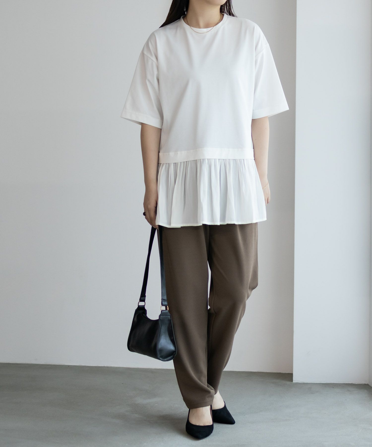 HusHusH  裾フリル切替5分袖プルオーバー レディース メール便 対応商品商品サムネイル-5