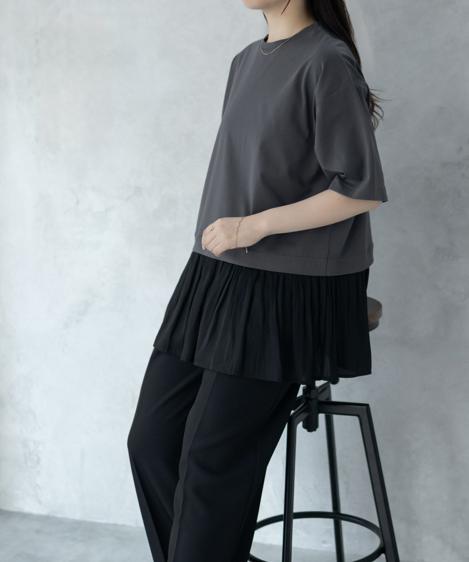 HusHusH 裾フリル切替5分袖プルオーバー レディース ネコポス 対応商品