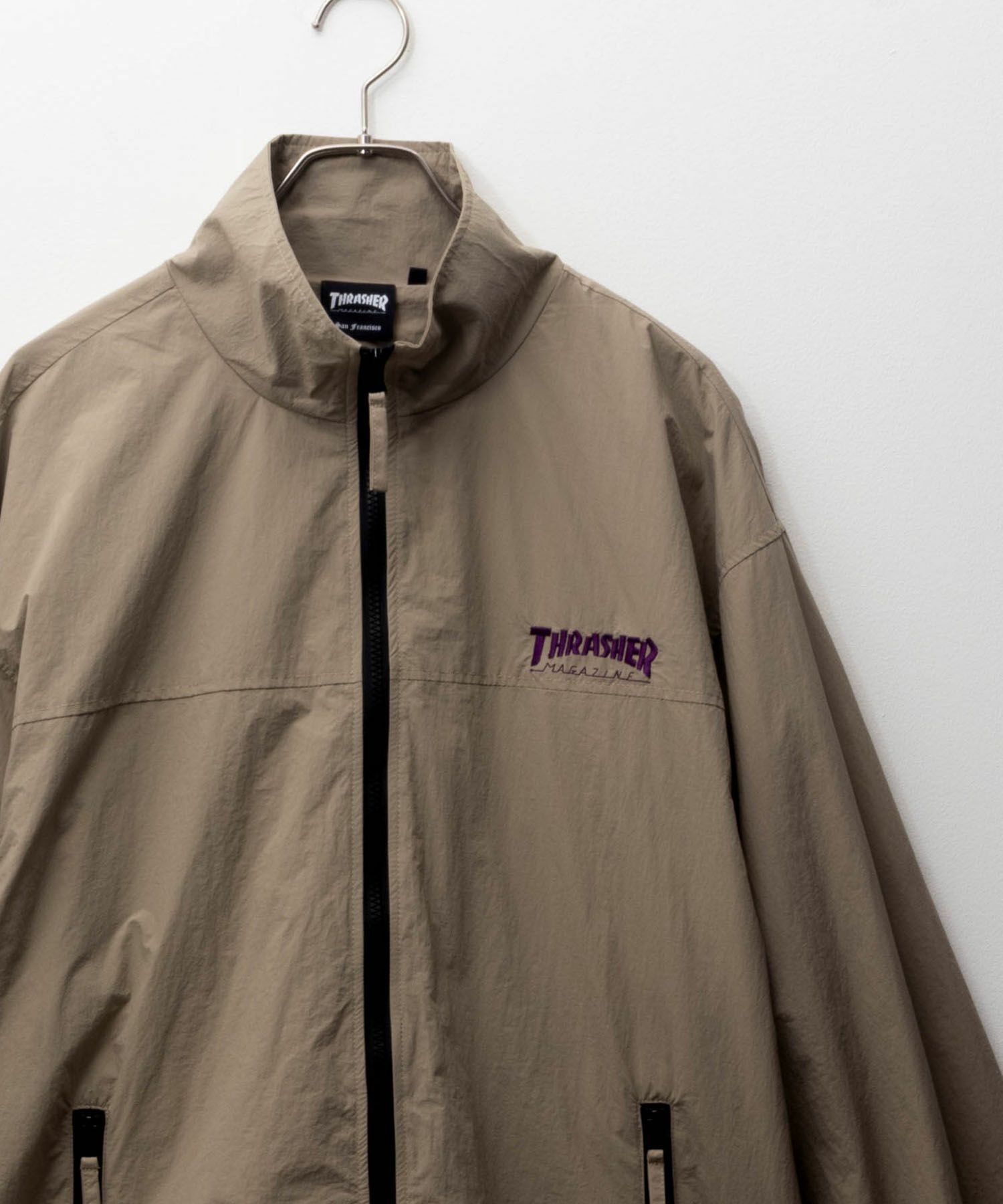 THRASHER 総柄裏地付きナイロンジャケット メンズ