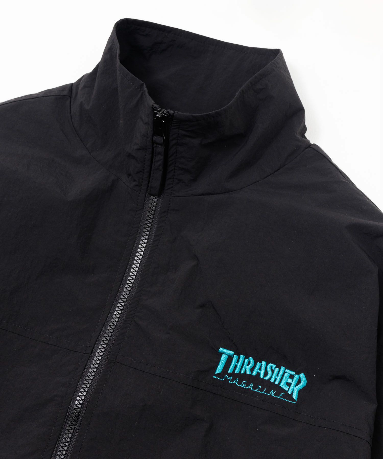 THRASHER 総柄裏地付きナイロンジャケット メンズ