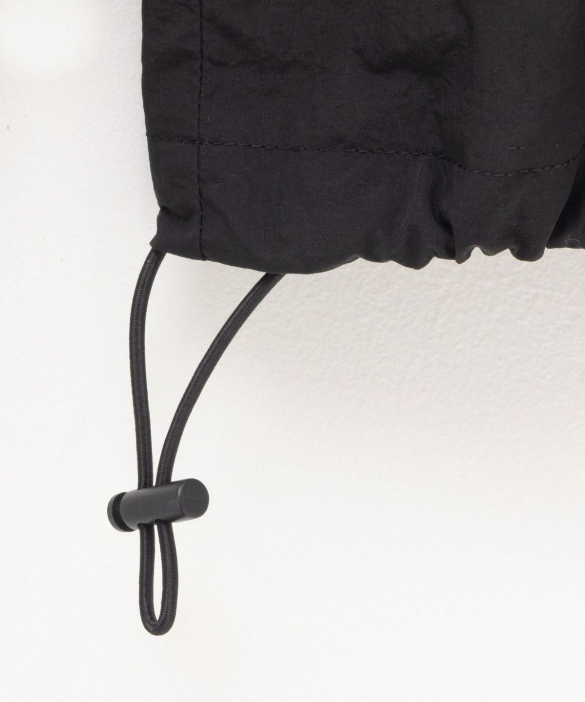 THRASHER 総柄裏地付きナイロンジャケット メンズ