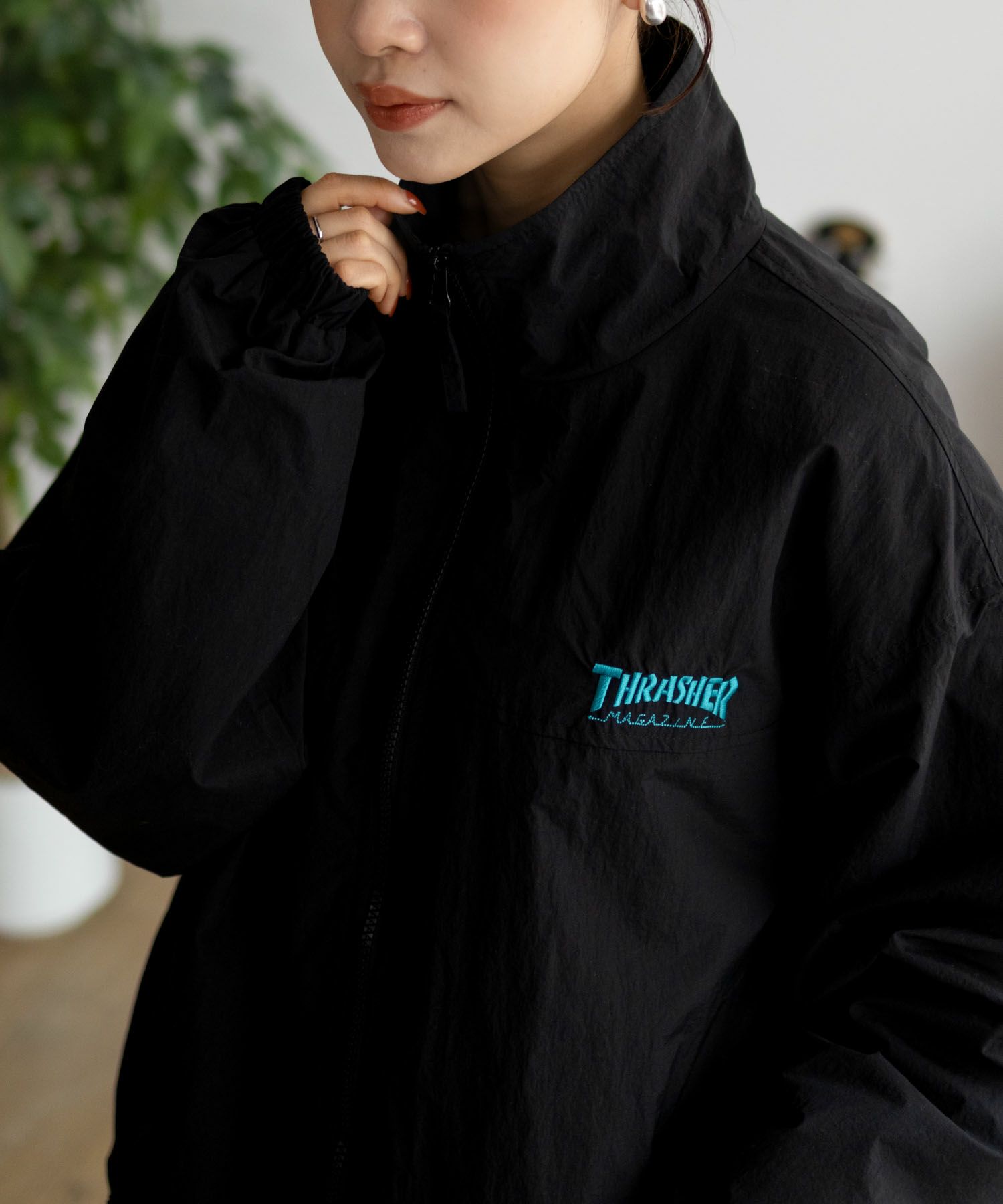THRASHER 総柄裏地付きナイロンジャケット メンズ