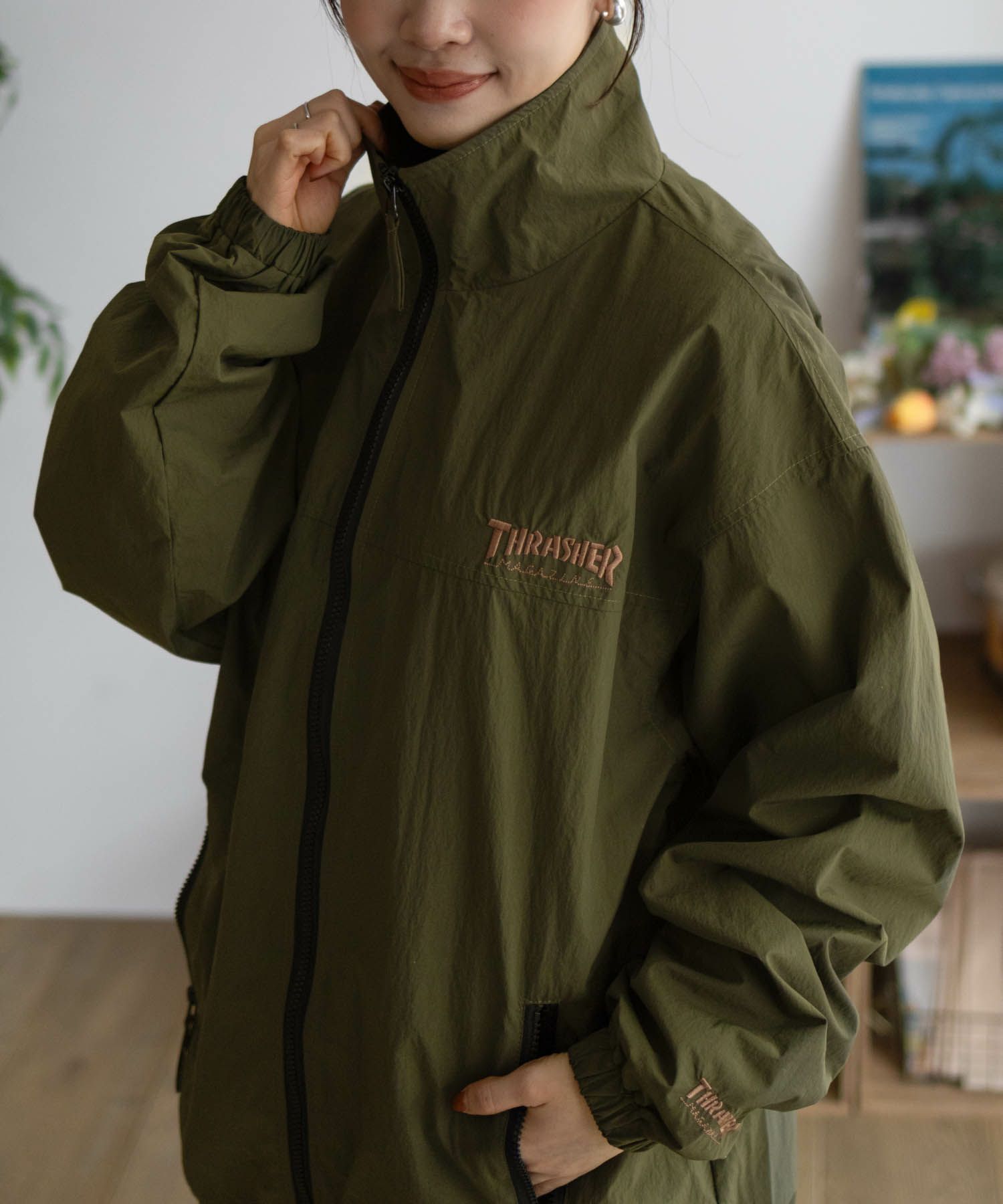 THRASHER 総柄裏地付きナイロンジャケット メンズ