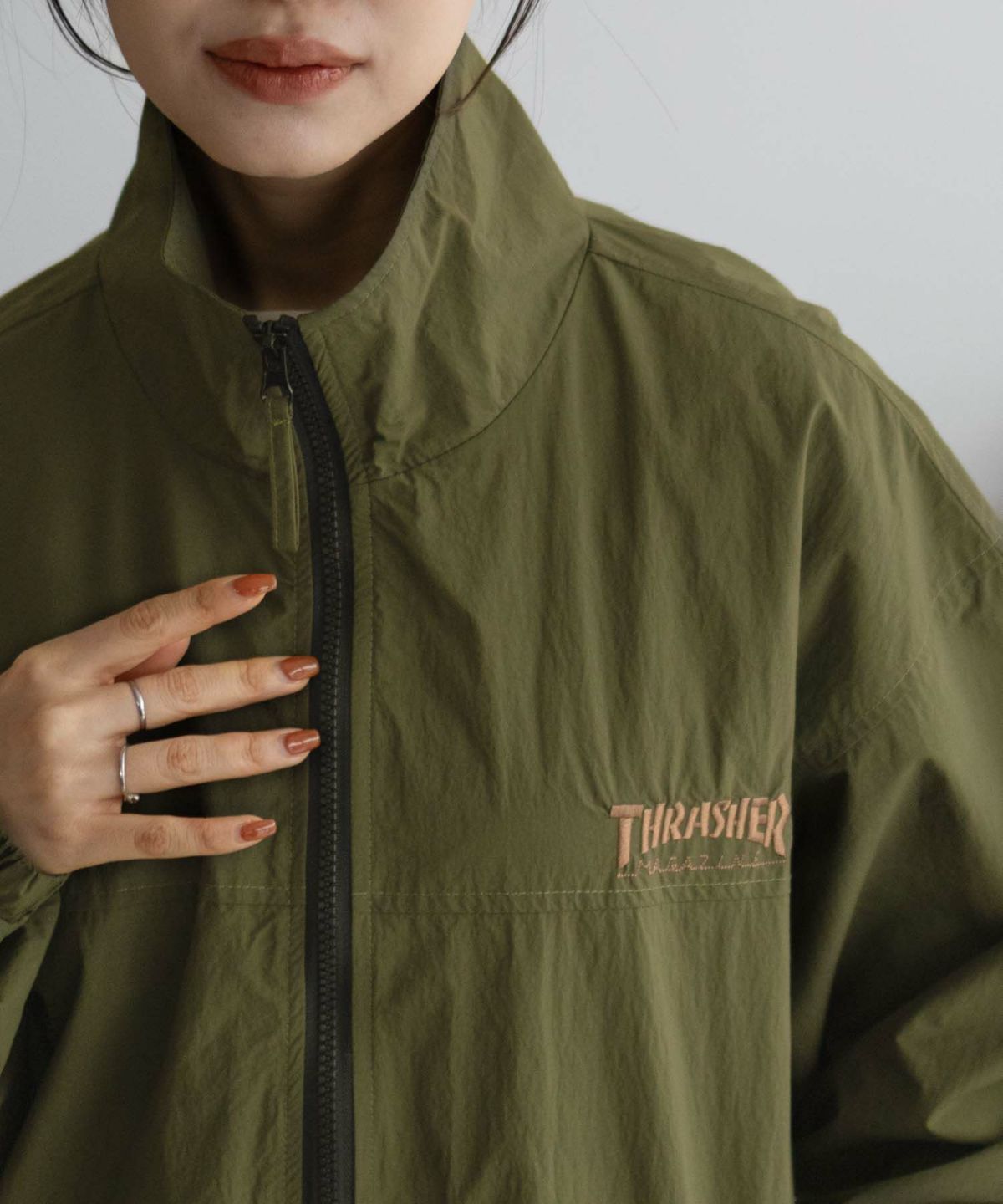 THRASHER 総柄裏地付きナイロンジャケット メンズ