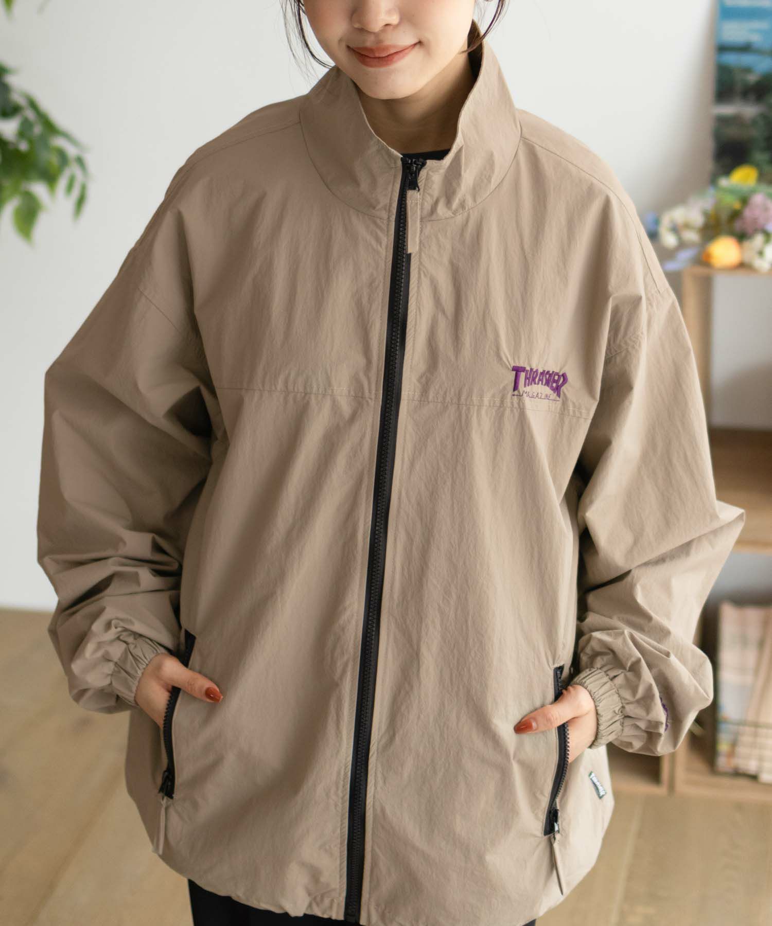 THRASHER 総柄裏地付きナイロンジャケット メンズ