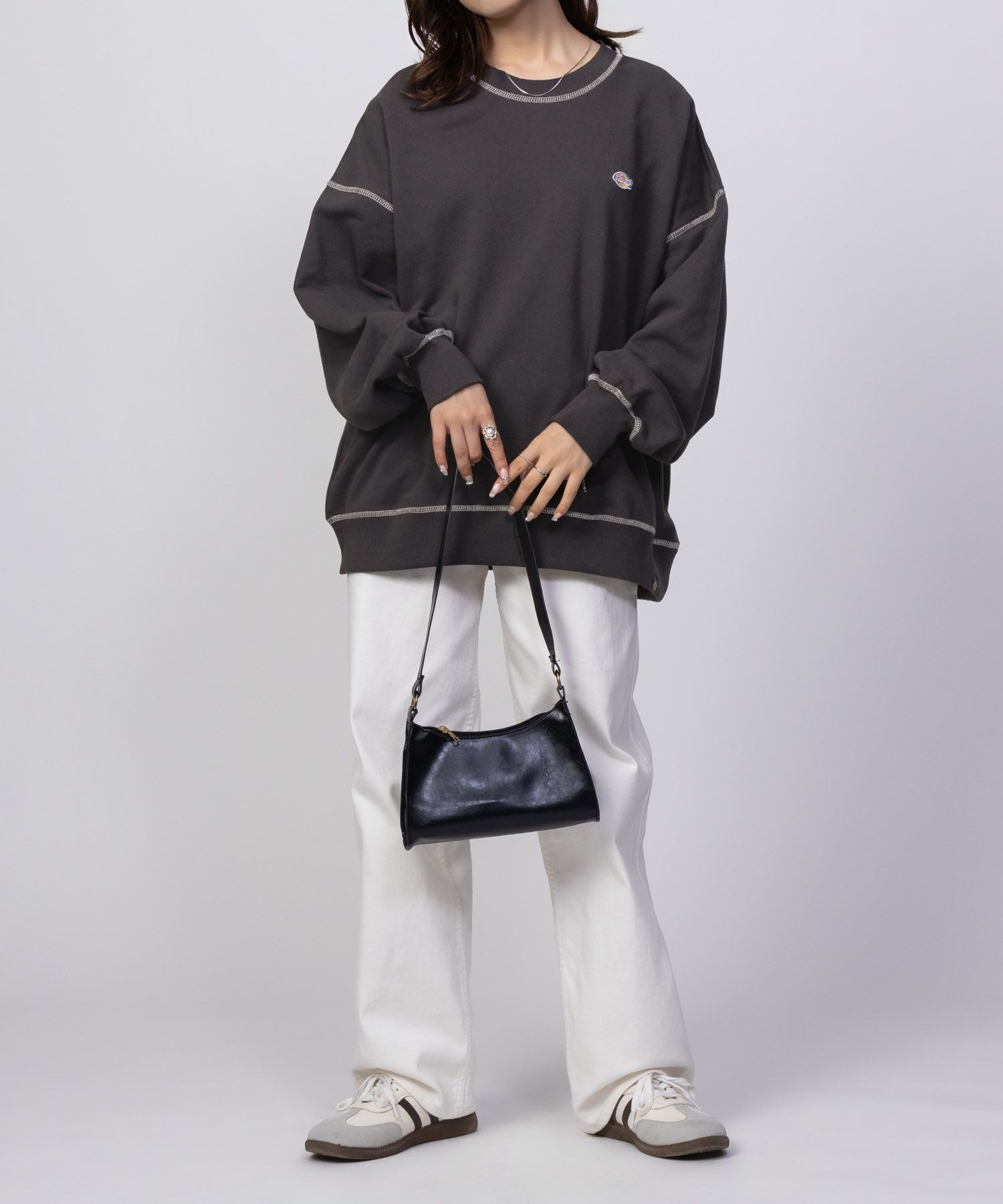 Dickies 裏毛ワッペントレーナー レディース