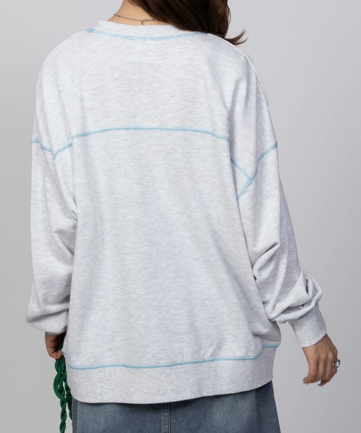 Dickies 裏毛ワッペントレーナー レディース