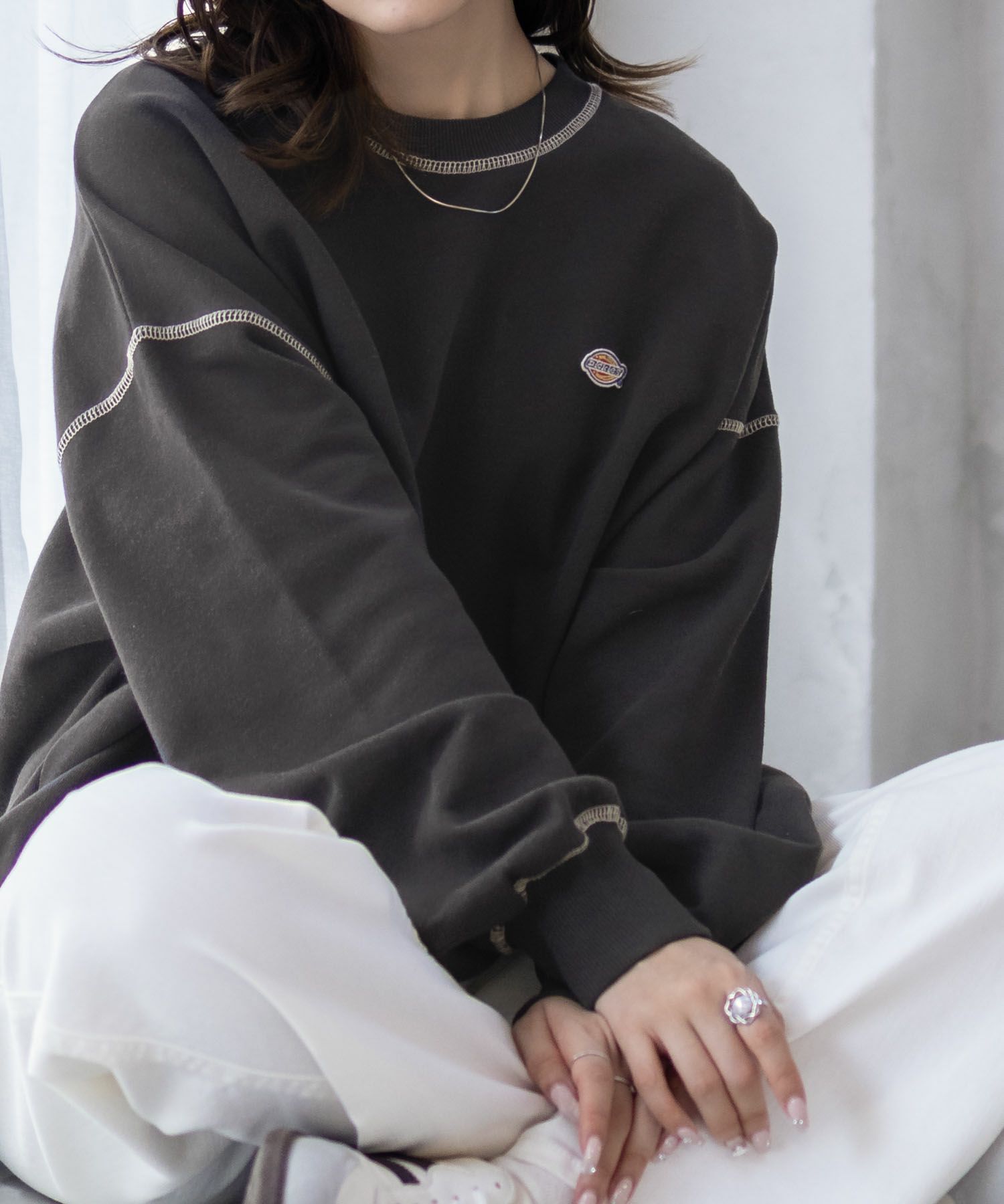 Dickies 裏毛ワッペントレーナー レディース