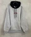 THRASHER 裏起毛胸刺繍フーディー メンズ