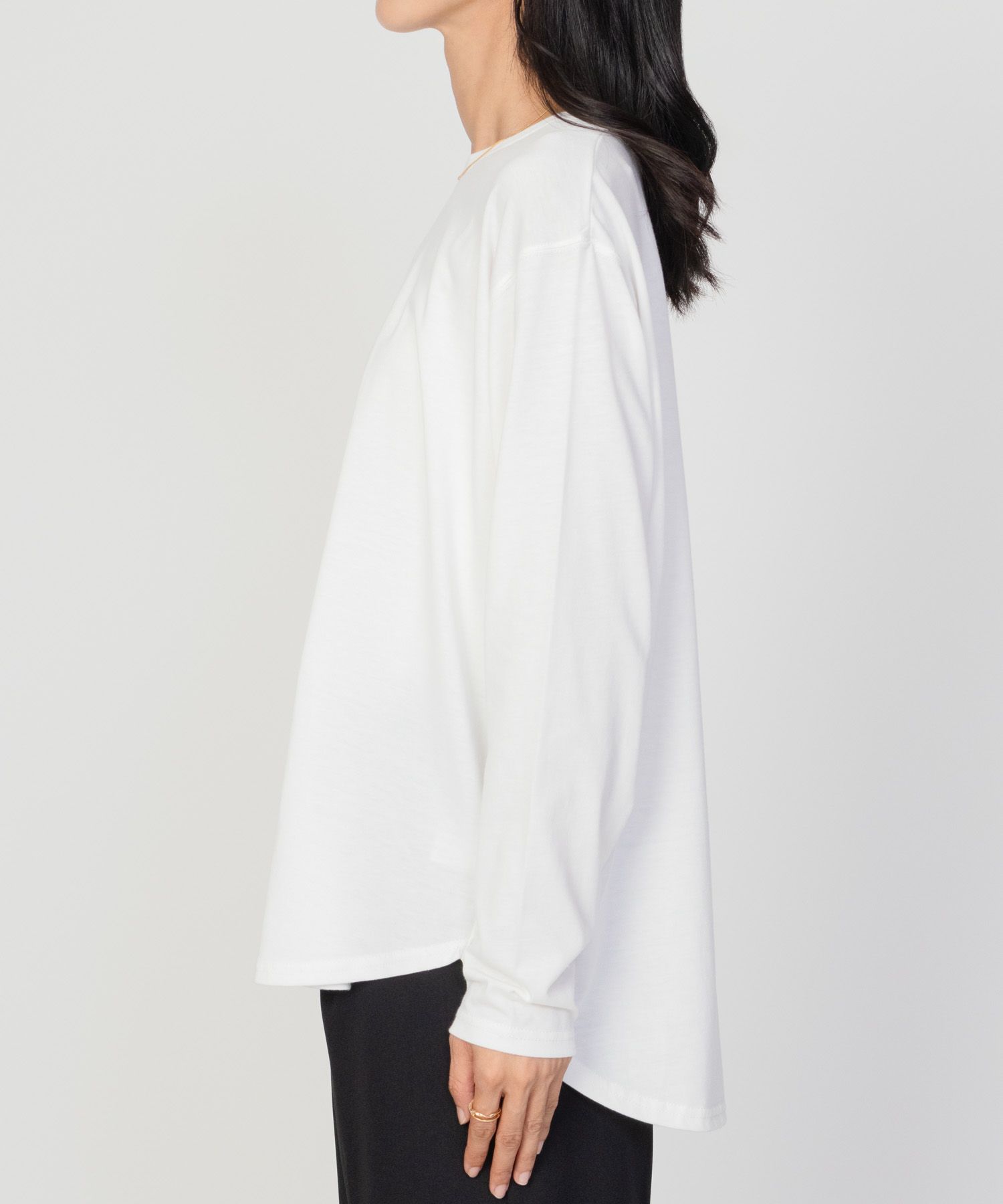 NAVY ベーシック裾ラウンド長袖Tシャツ レディース ネコポス 対応商品