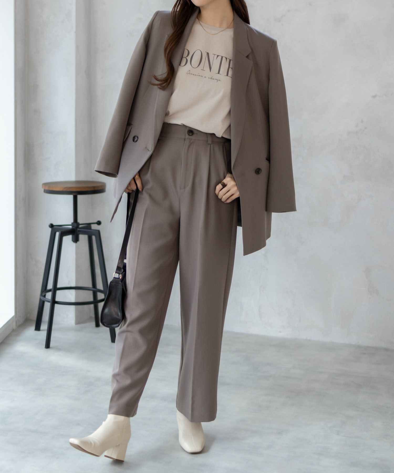 NAVY ロゴプリントロンT レディース ネコポス 対応商品