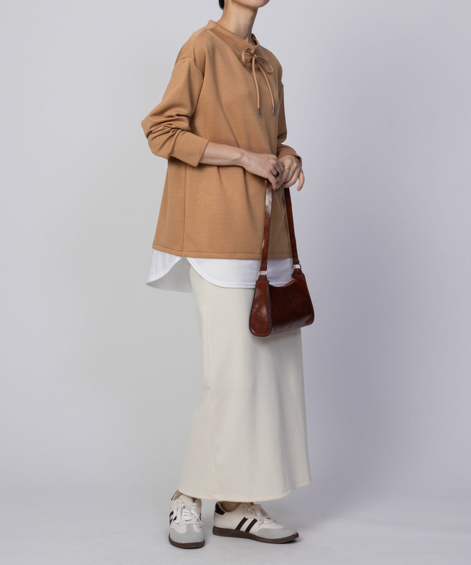 URBAN COLLECTION ポンチ素材 裾レイヤードプルオーバー レディース