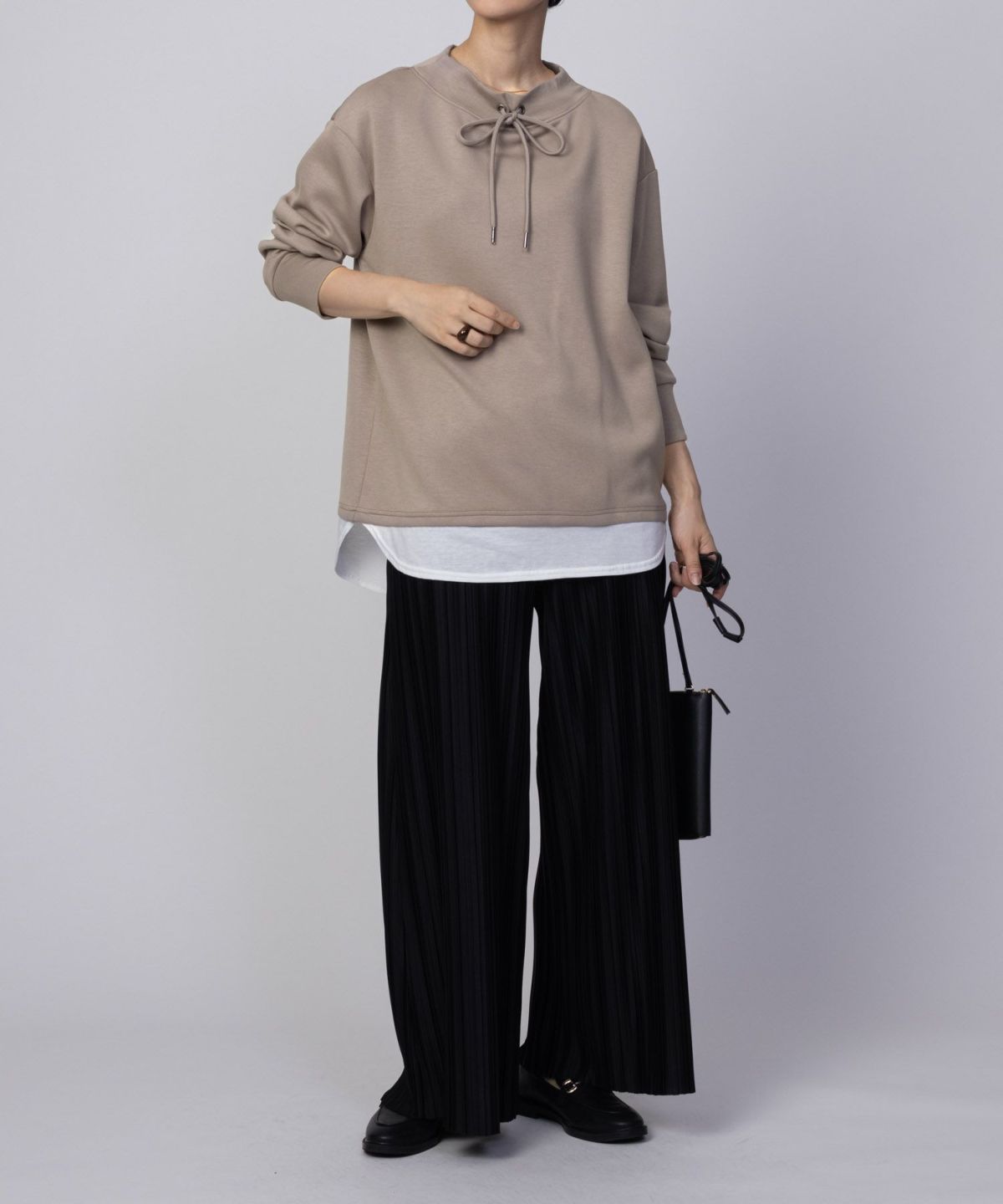 URBAN COLLECTION ポンチ素材 裾レイヤードプルオーバー レディース