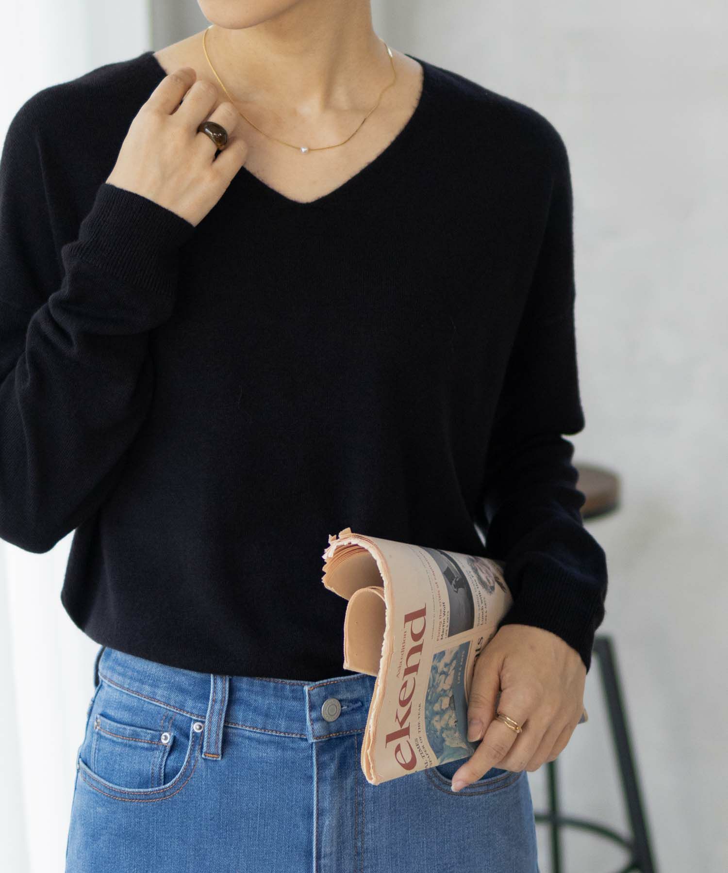 NAVY  カシミヤタッチニット Vネック レディース商品画像-2