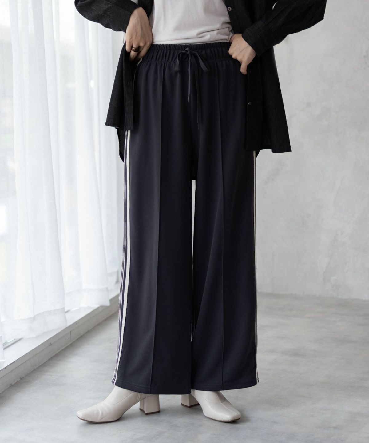 NAVY サイドラインパンツ レディース