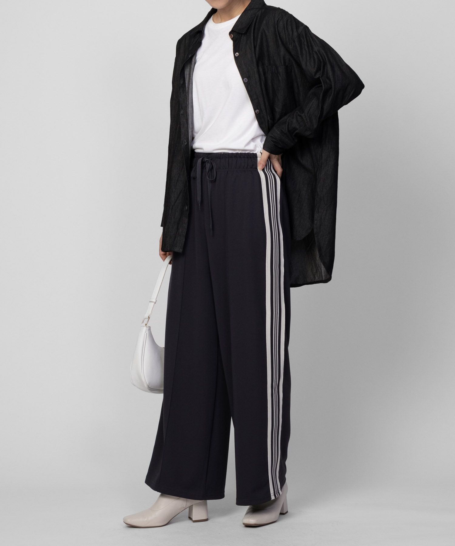 [期間限定価格]nAvy サイドラインパンツ レディース商品画像-8