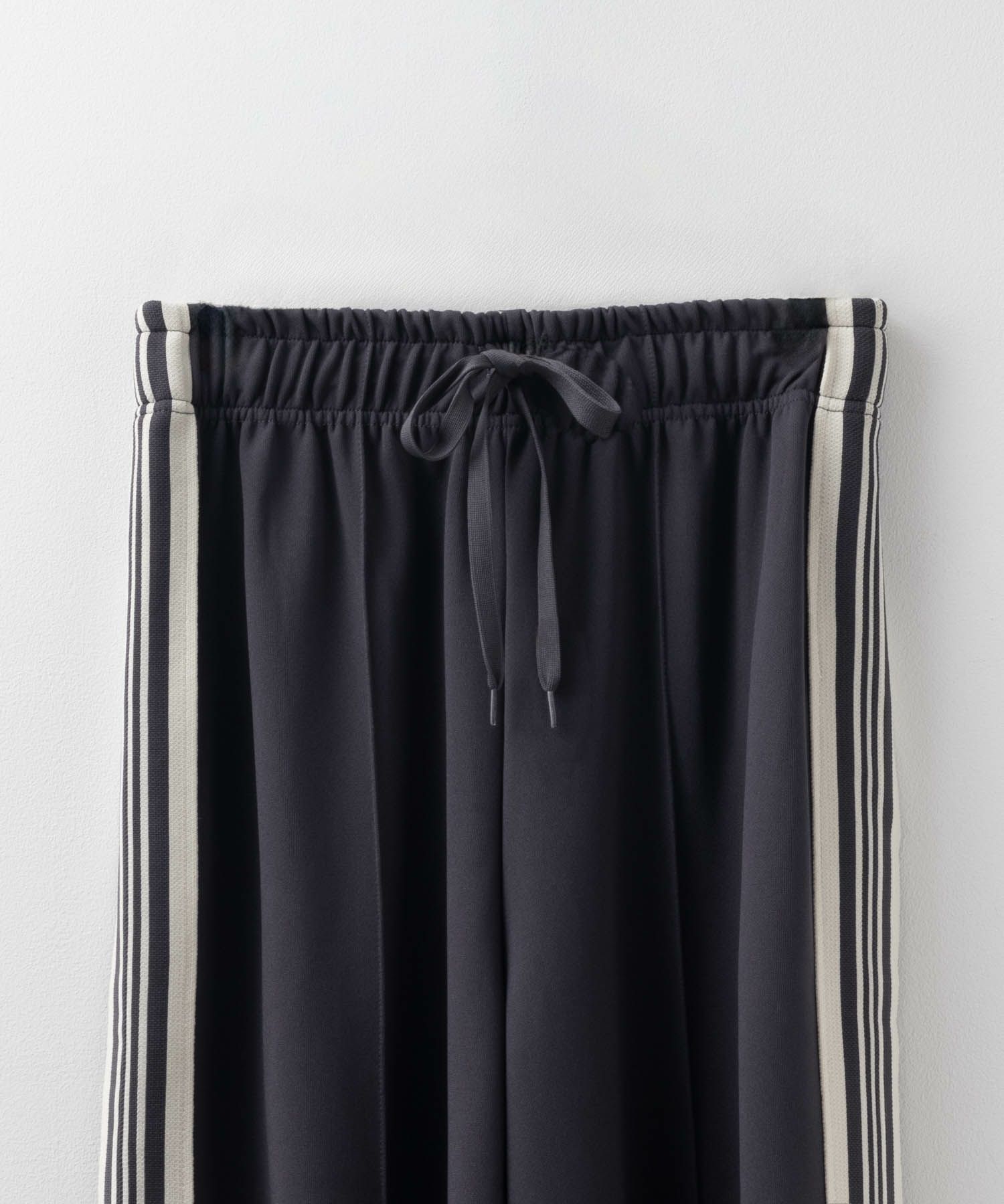 [期間限定価格]nAvy サイドラインパンツ レディース商品画像-17