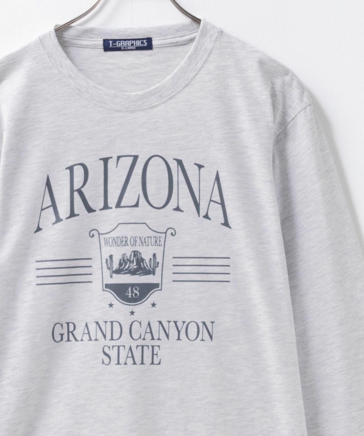 T-GRAPHICS カレッジプリント長袖Tシャツ メンズ