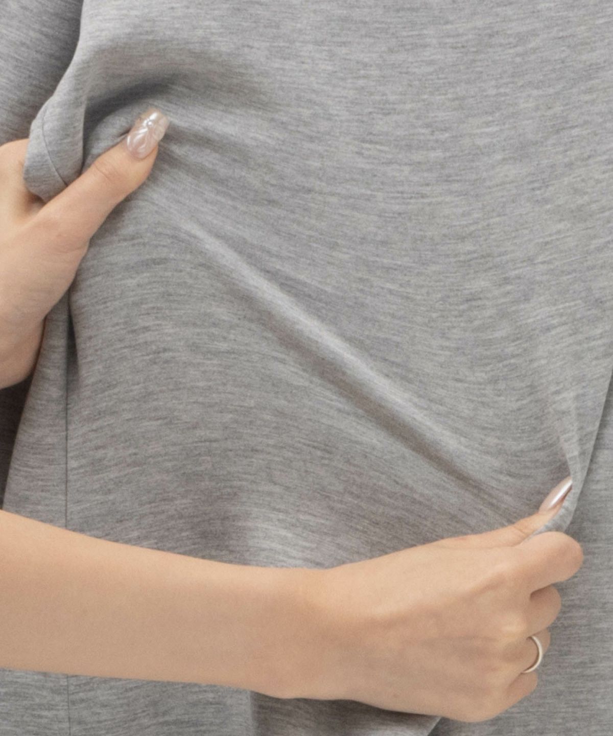 URBAN COLLECTION ポンチ素材 裾レイヤードプルパーカー レディース