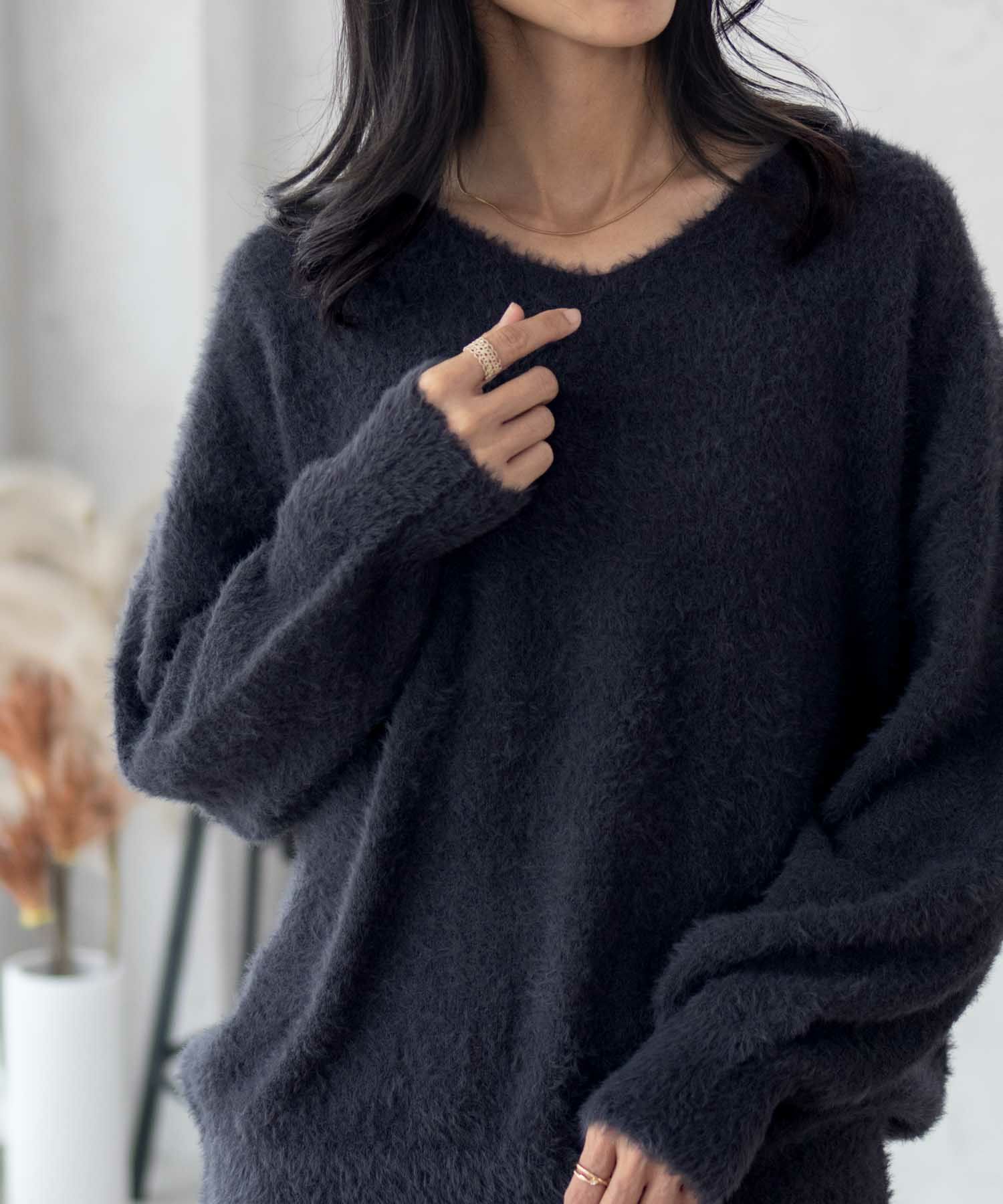 [さらに50%OFF]Howdy Marie  フェザーヤーンVネックプルオーバー レディース商品画像-1