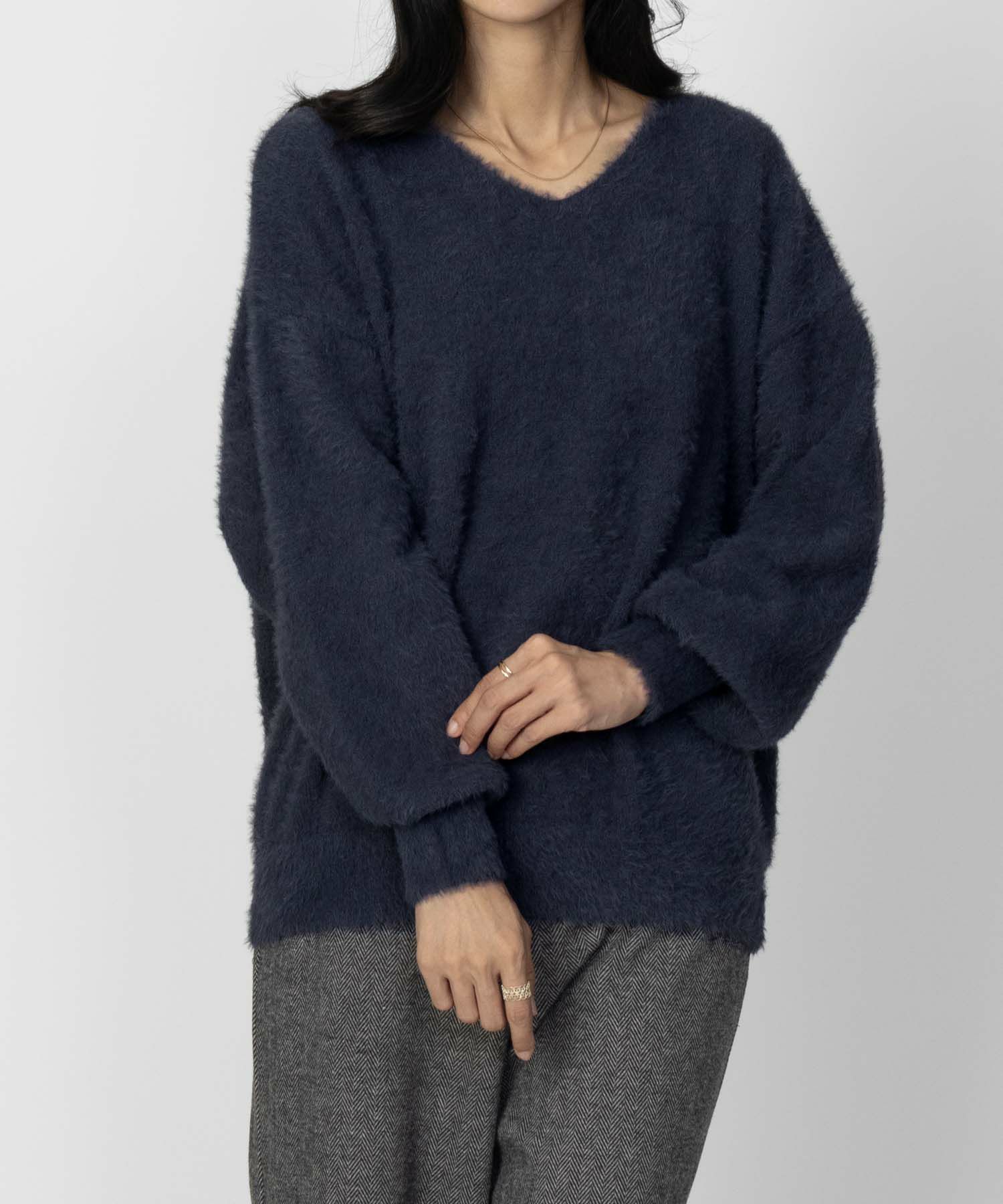 [さらに50%OFF]Howdy Marie  フェザーヤーンVネックプルオーバー レディース商品画像-8