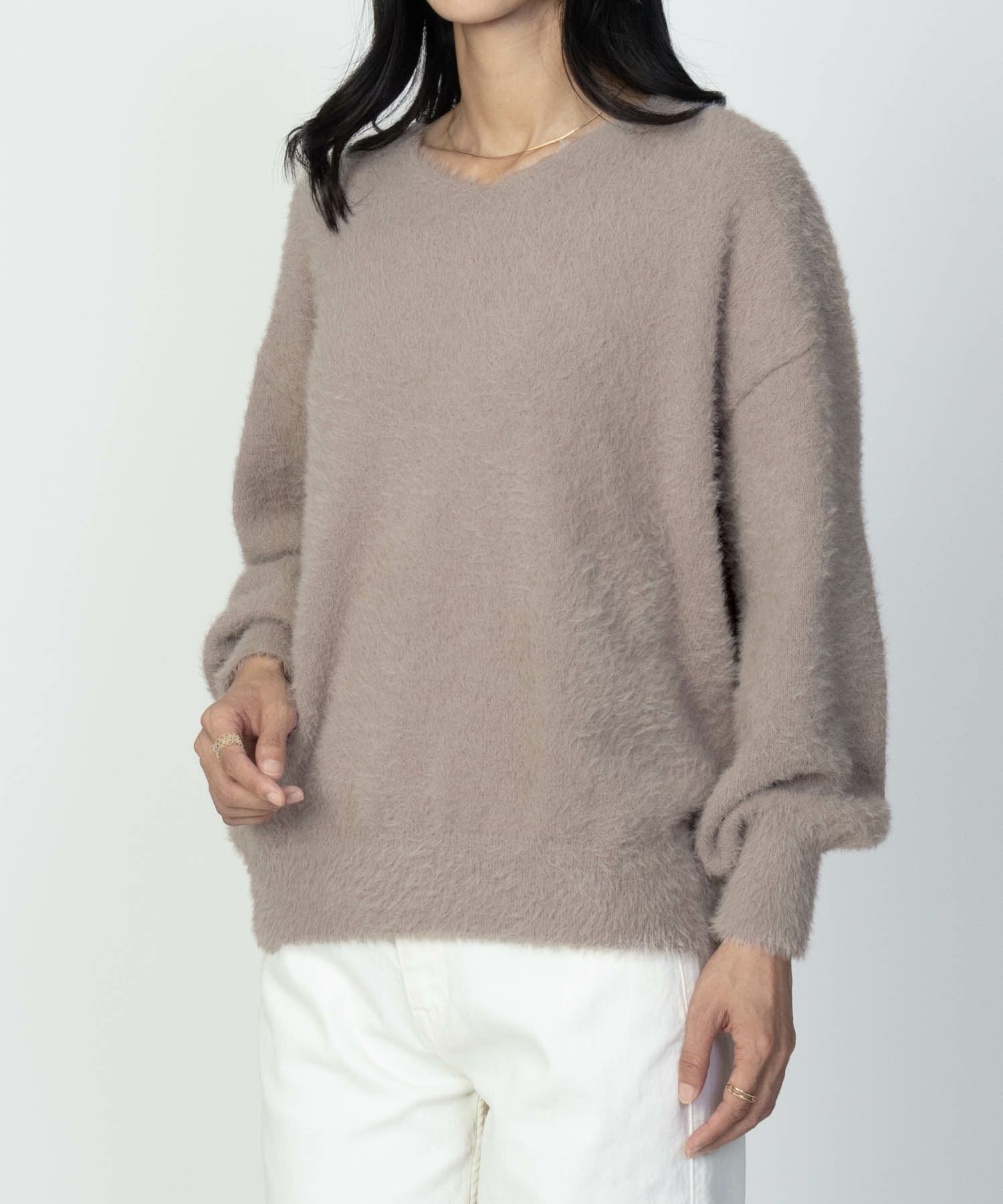 [さらに50%OFF]Howdy Marie  フェザーヤーンVネックプルオーバー レディース商品画像-10