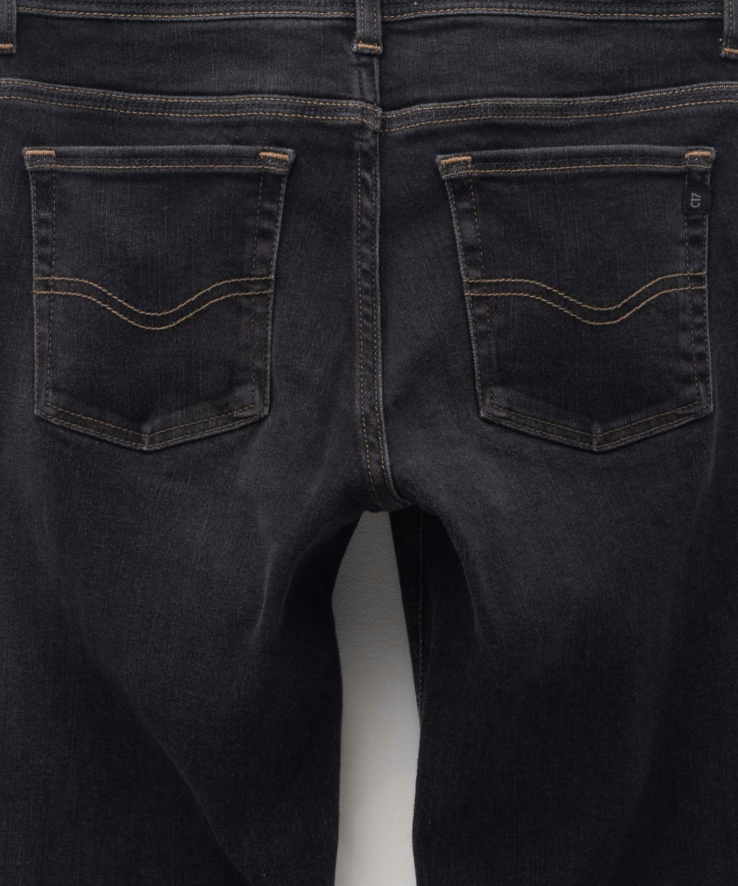 C17 ストレート レディース