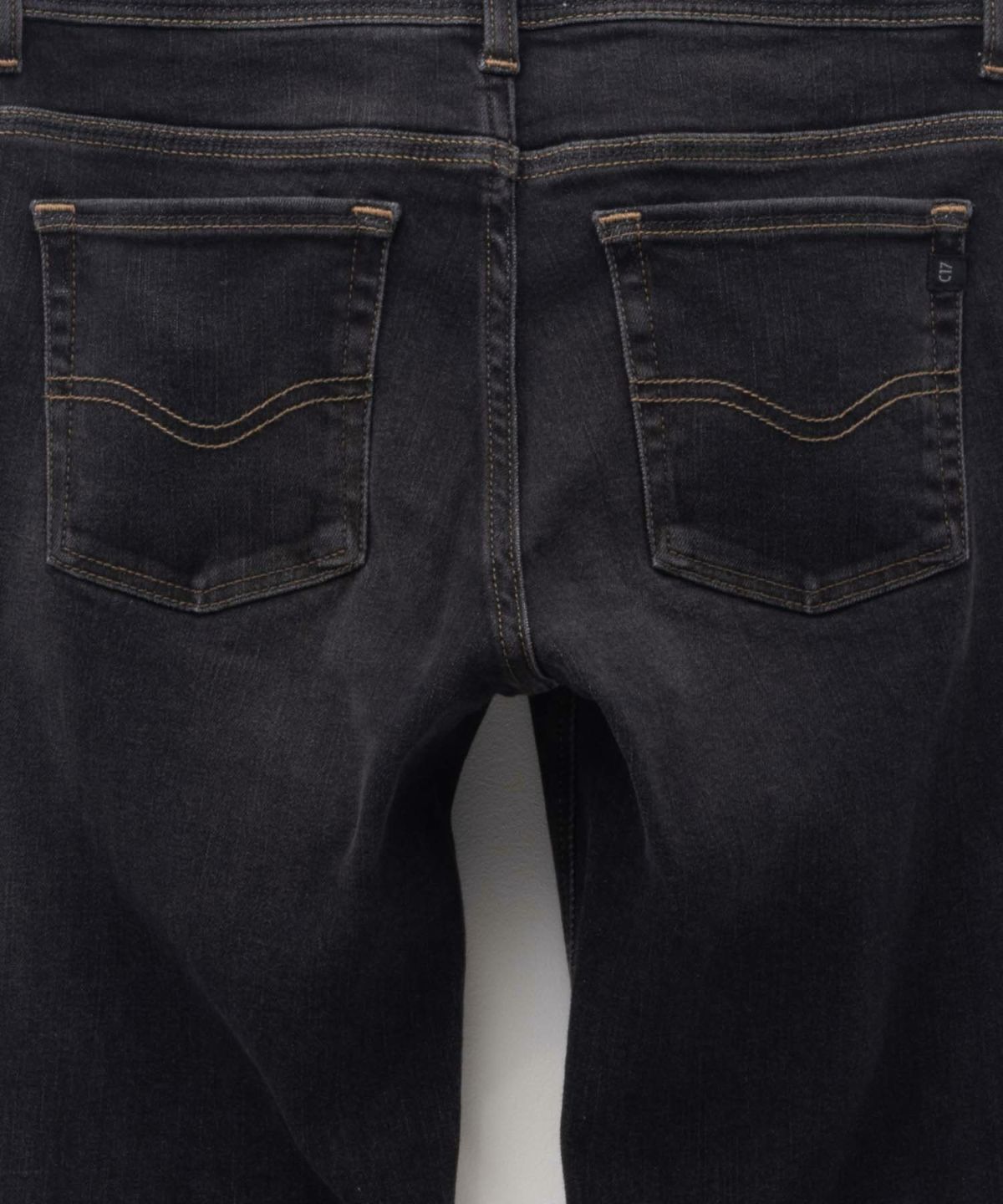 C17 ストレート レディース