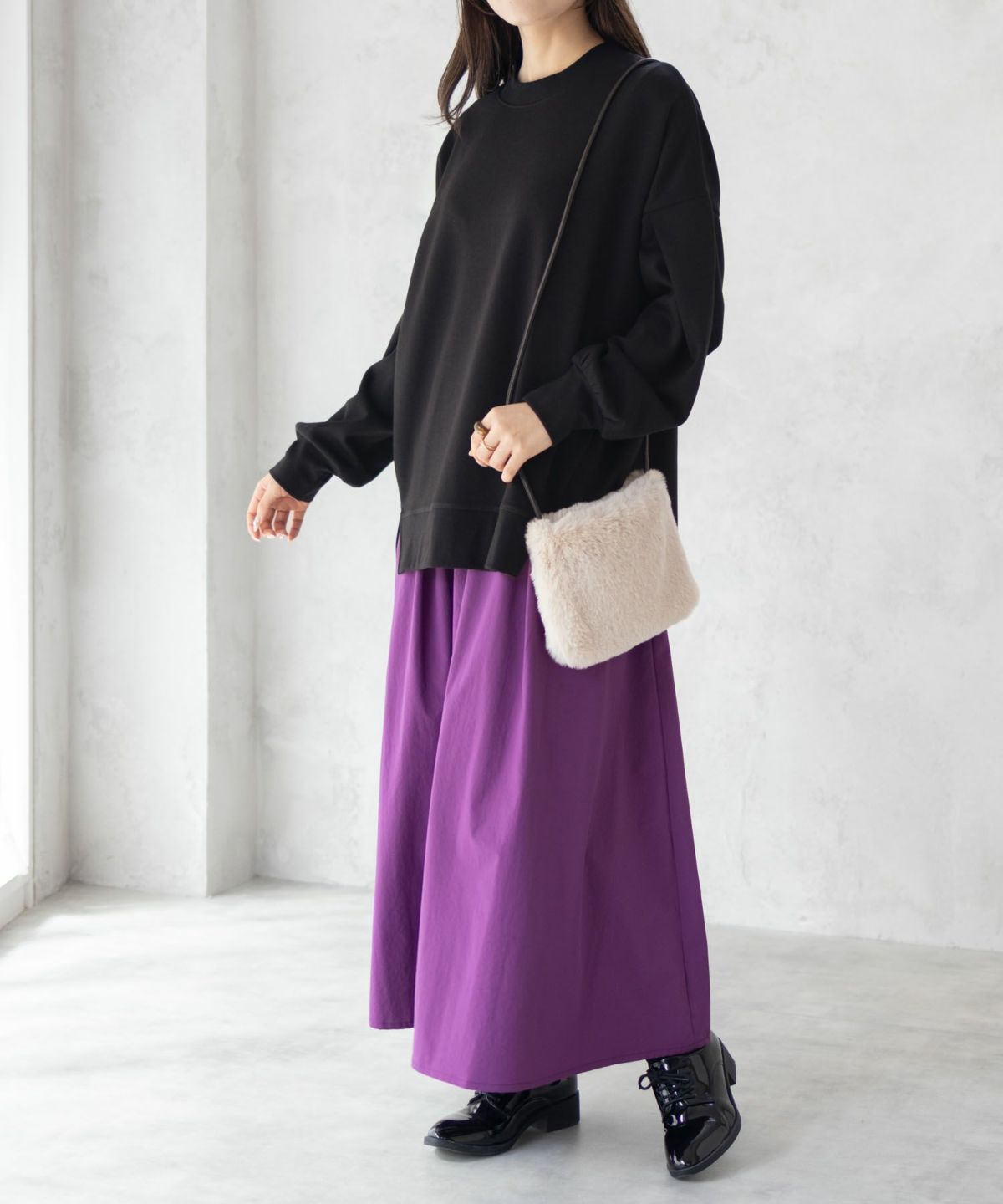 HusHusH ポンチ素材 ルーズ袖タックプルオーバー レディース