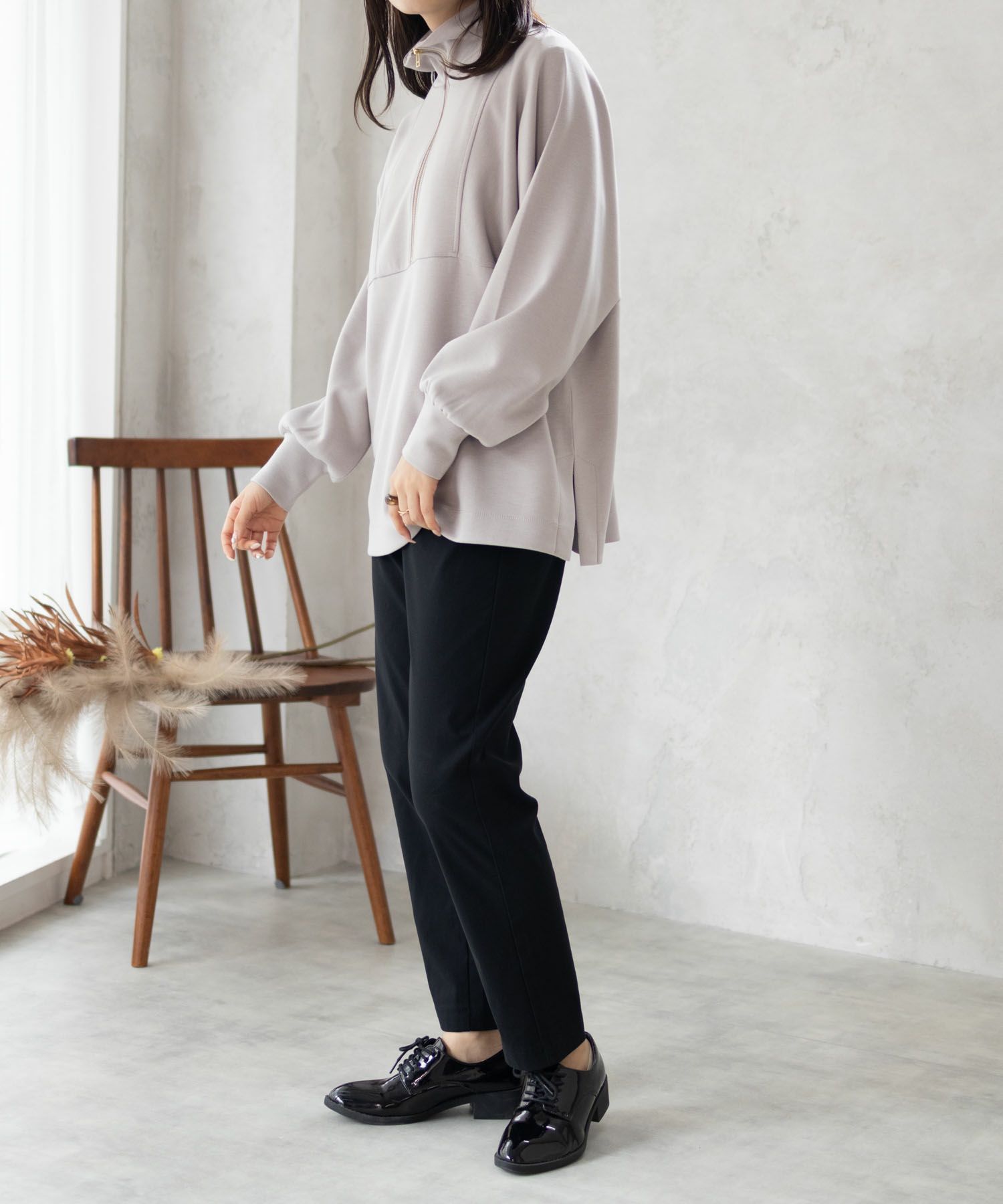 HusHusH  ポンチ素材 デザインZIPプルオーバー レディース商品画像-11