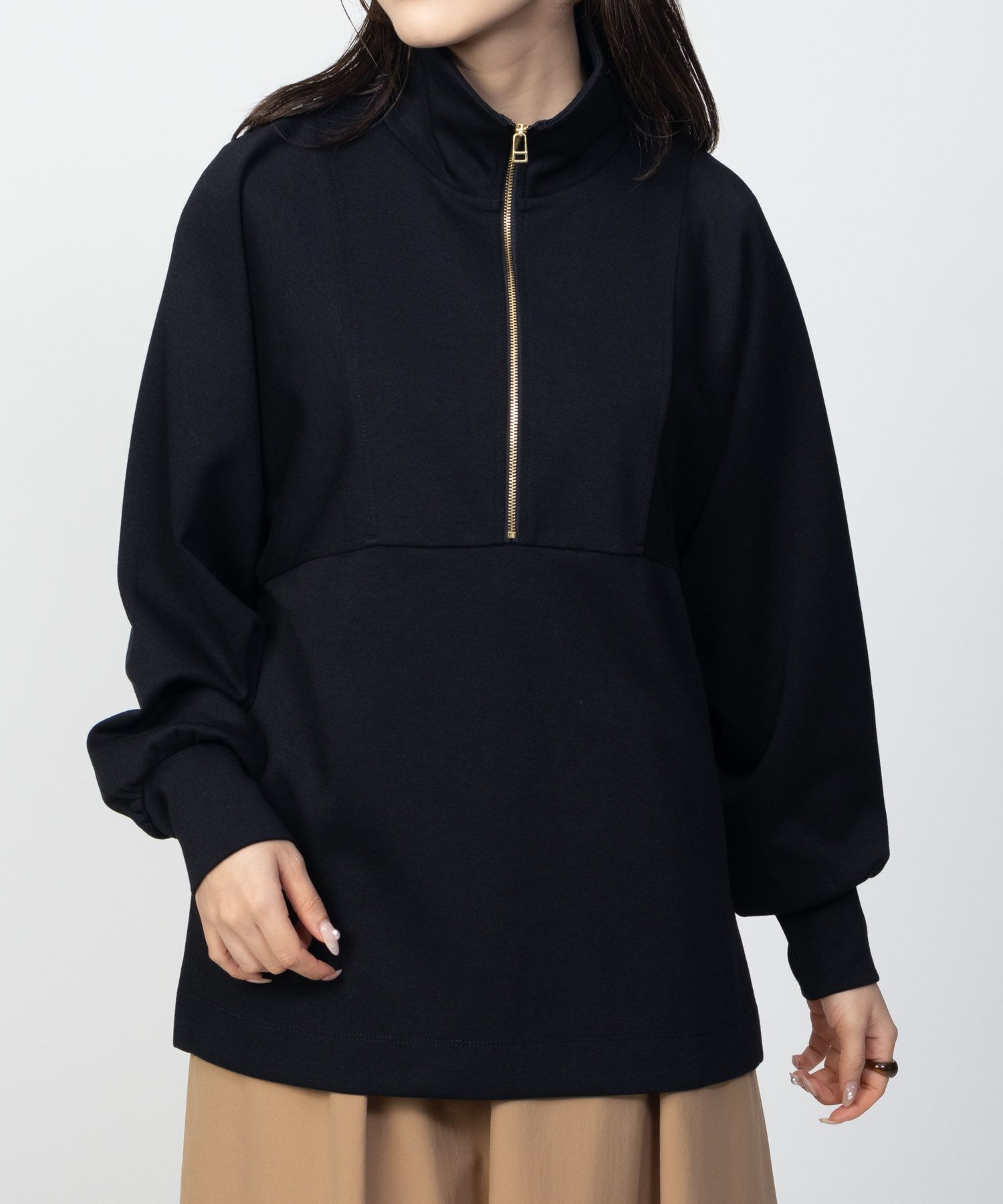 HusHusH ポンチ素材 デザインZIPプルオーバー レディース