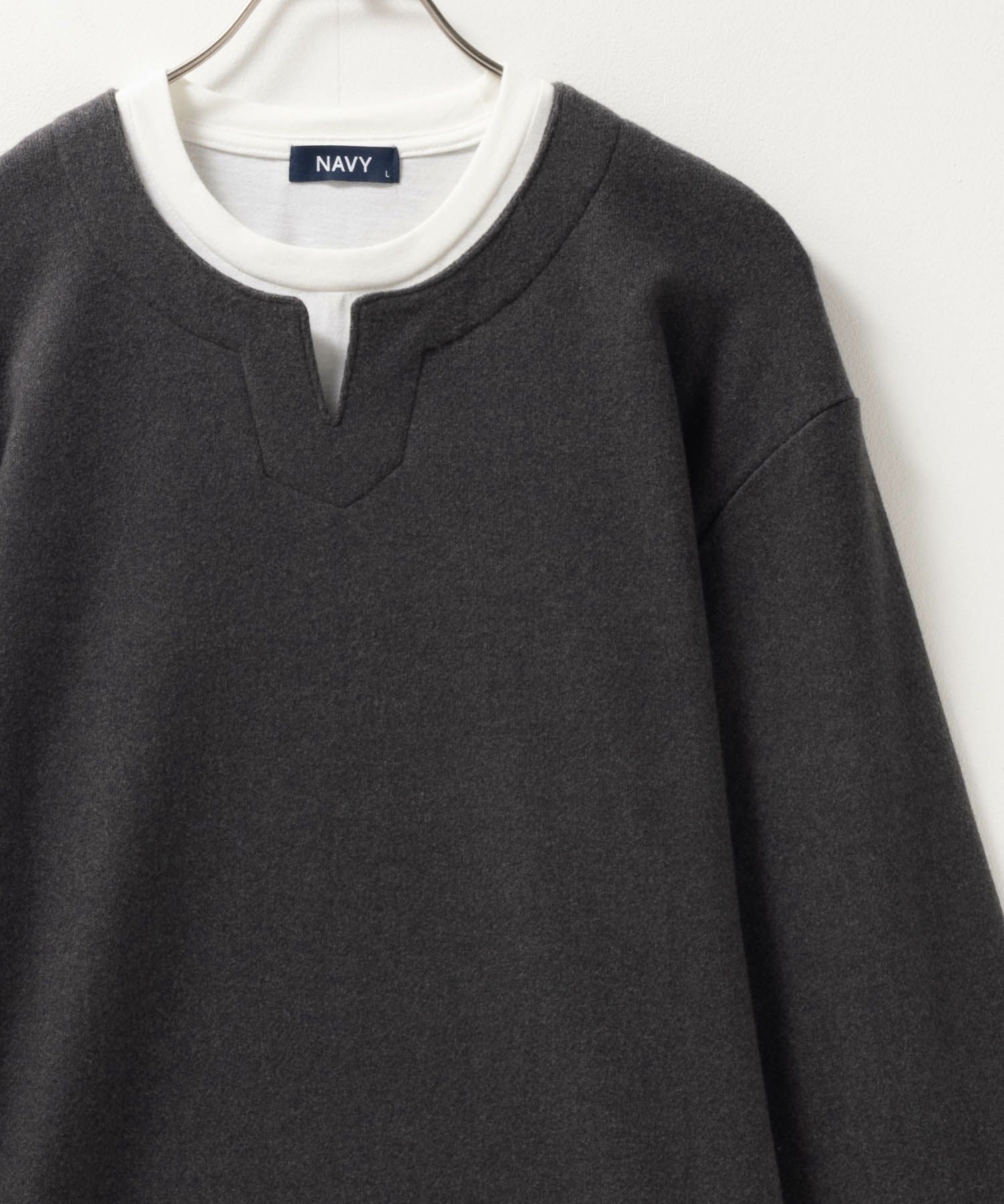 NAVY  温℃ 両面起毛キーネックフェイクTシャツ メンズ商品画像-7