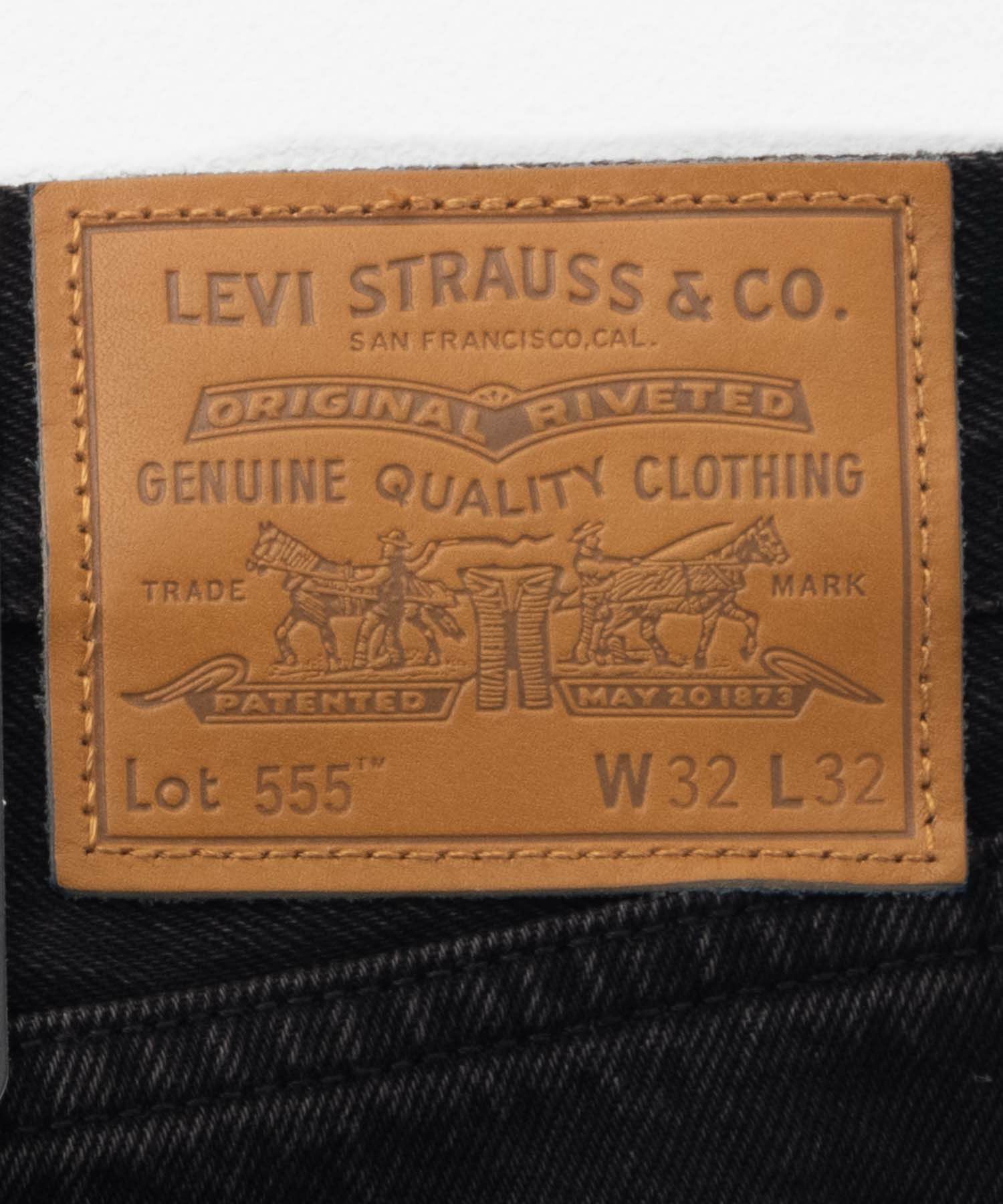 Levi's 555 リラックスストレート メンズ