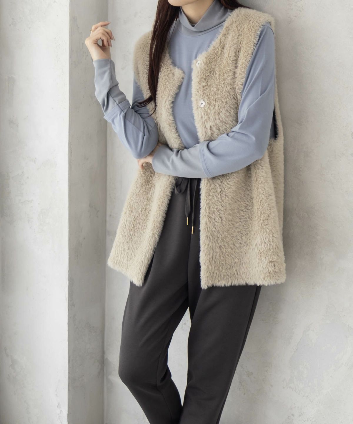 HusHusH チュール使いハイネックインナー レディース ネコポス 対応商品