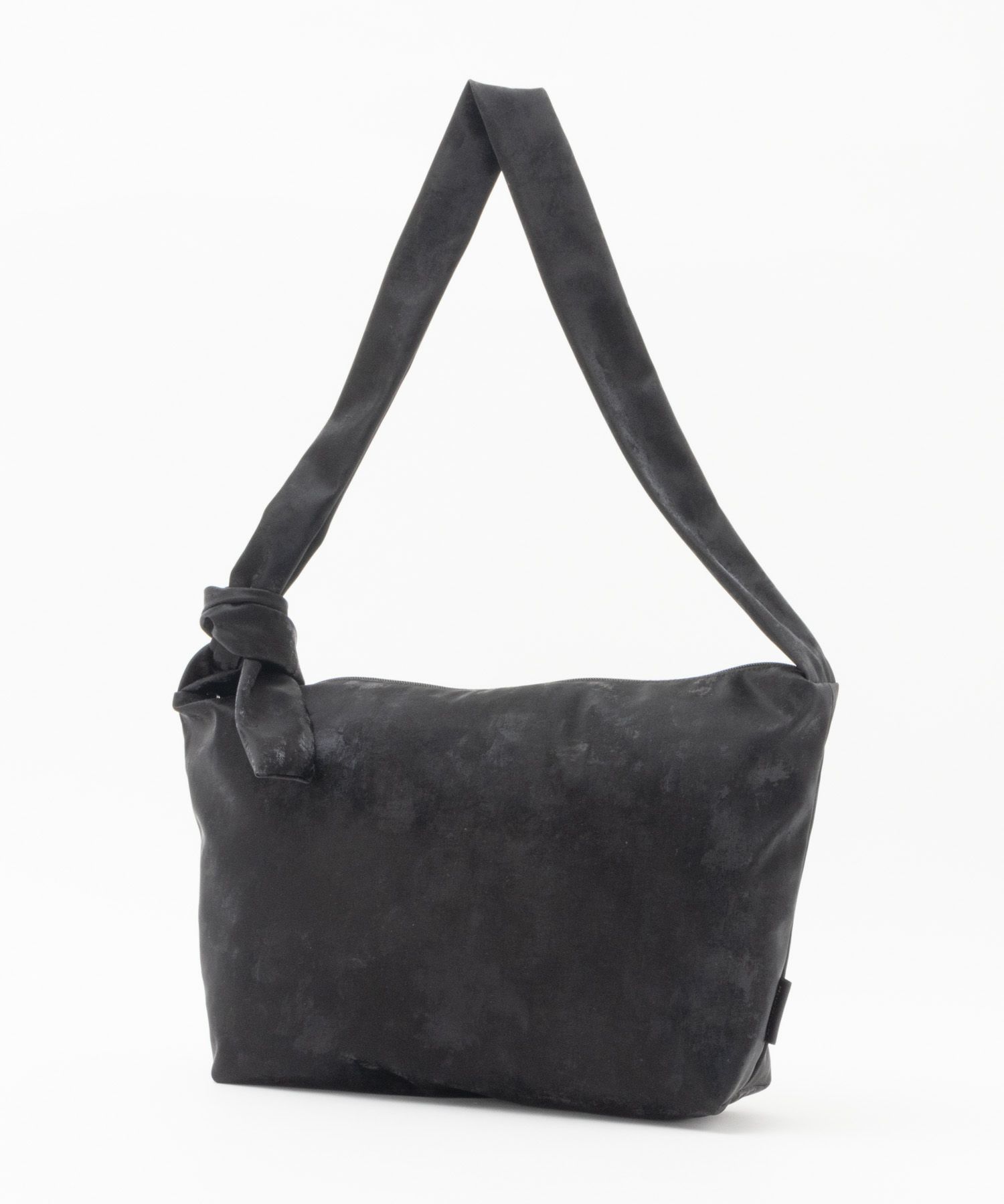 HusHusH ショルダーバッグ